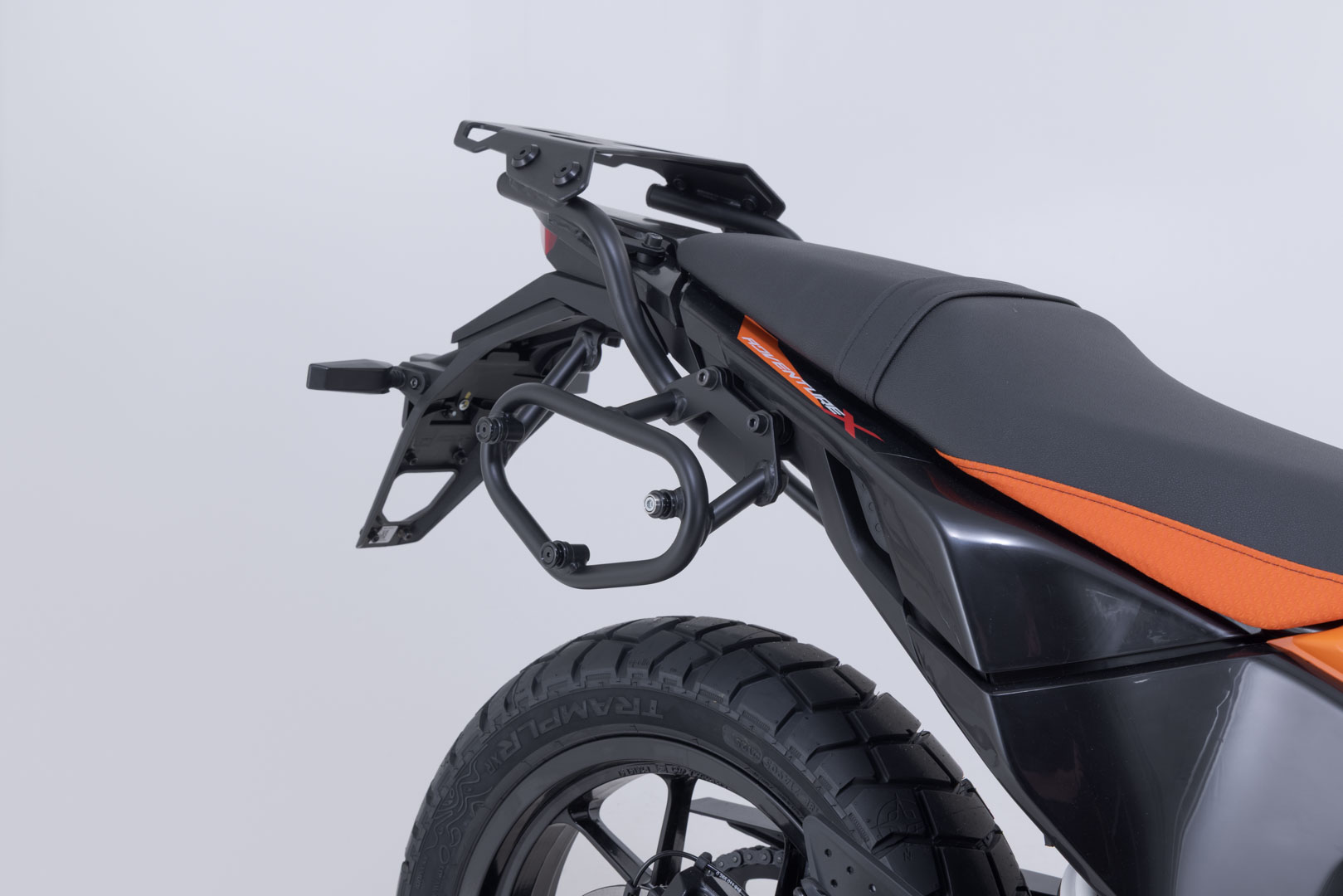 SW-Motech SLC portavion lateral dreapta - KTM 125 Capăt/ SMC R, 250 Adv, 390 Adv/ SMC R (25-). Figura 3