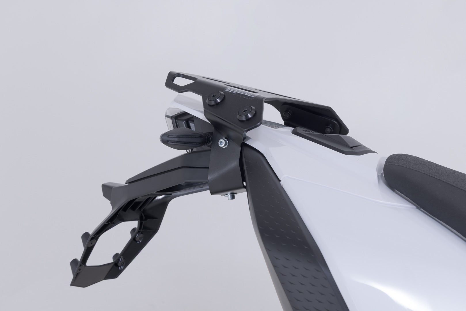 SW-Motech STREET-RACK - Sort. KTM 690 Enduro / R, 690 SMC R (19-). Figur 2