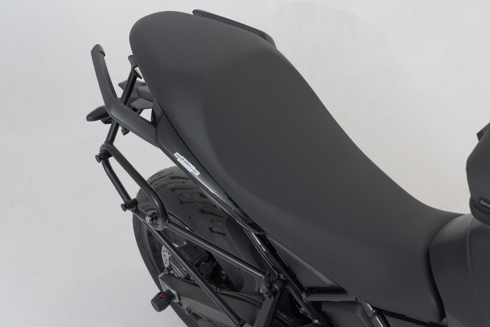 SW-Motech URBAN ABS side case system - 2x 16,5 l. Triumph Tiger 660 (21-25). Figure 5