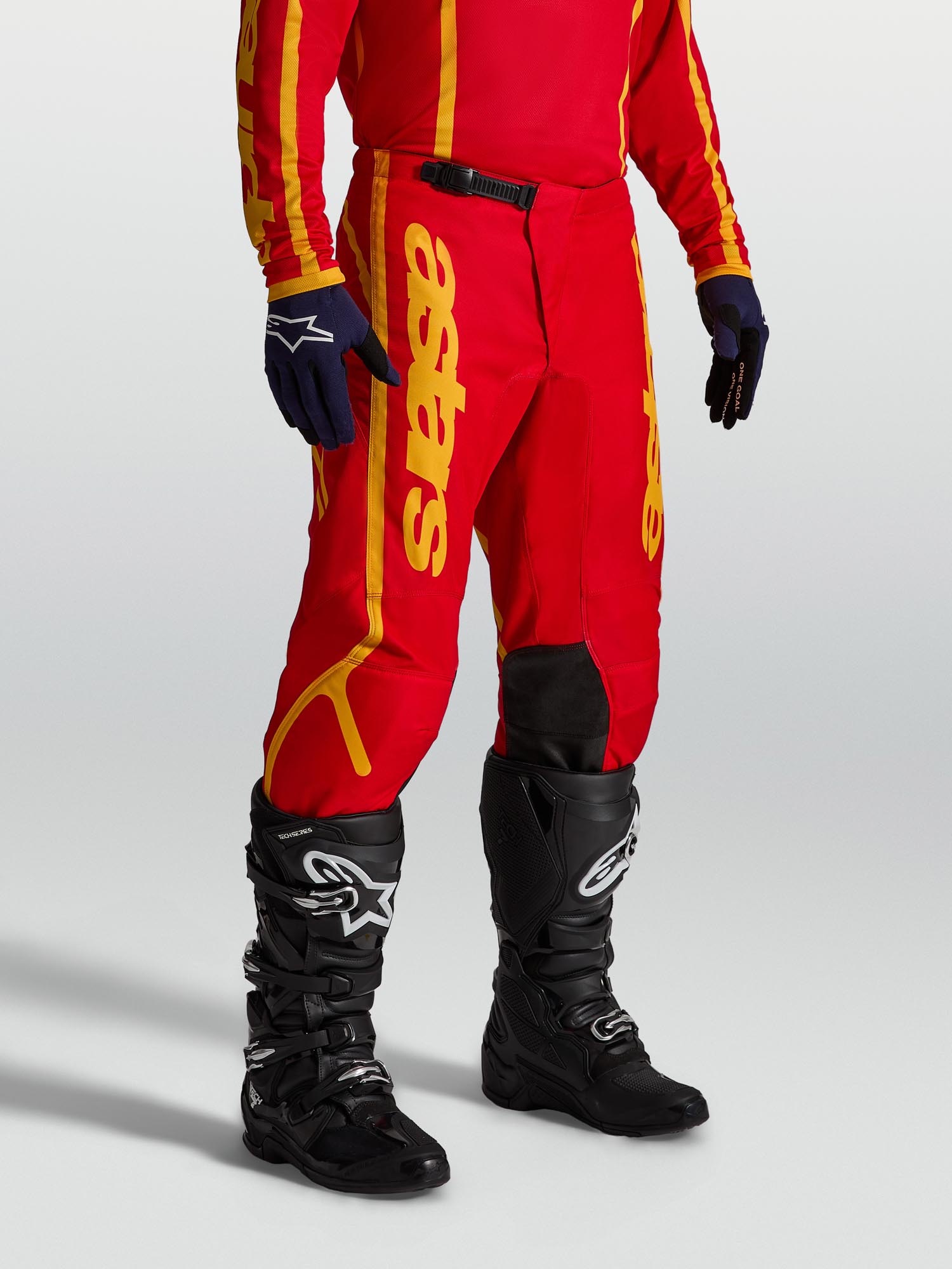 Side view of Alpinestars Fluid Apex V2 Motocross Pants