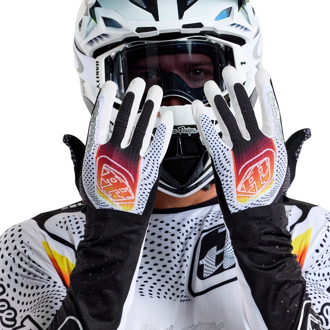 Troy Lee Designs Air Optic Motocross handsker sort/hvid/rød L Figur 6