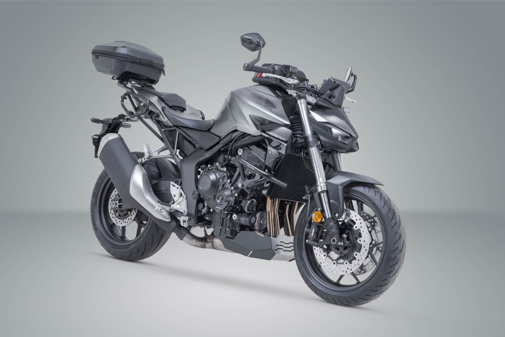 Sistem de carcasă superioară SW-Motech URBAN ABS - Negru. Honda CB1000 Hornet (24-). Figura 2