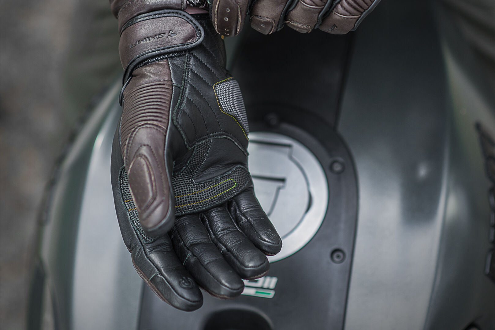 SHIMA Blake Motorcycle Gloves brown M Figure 6