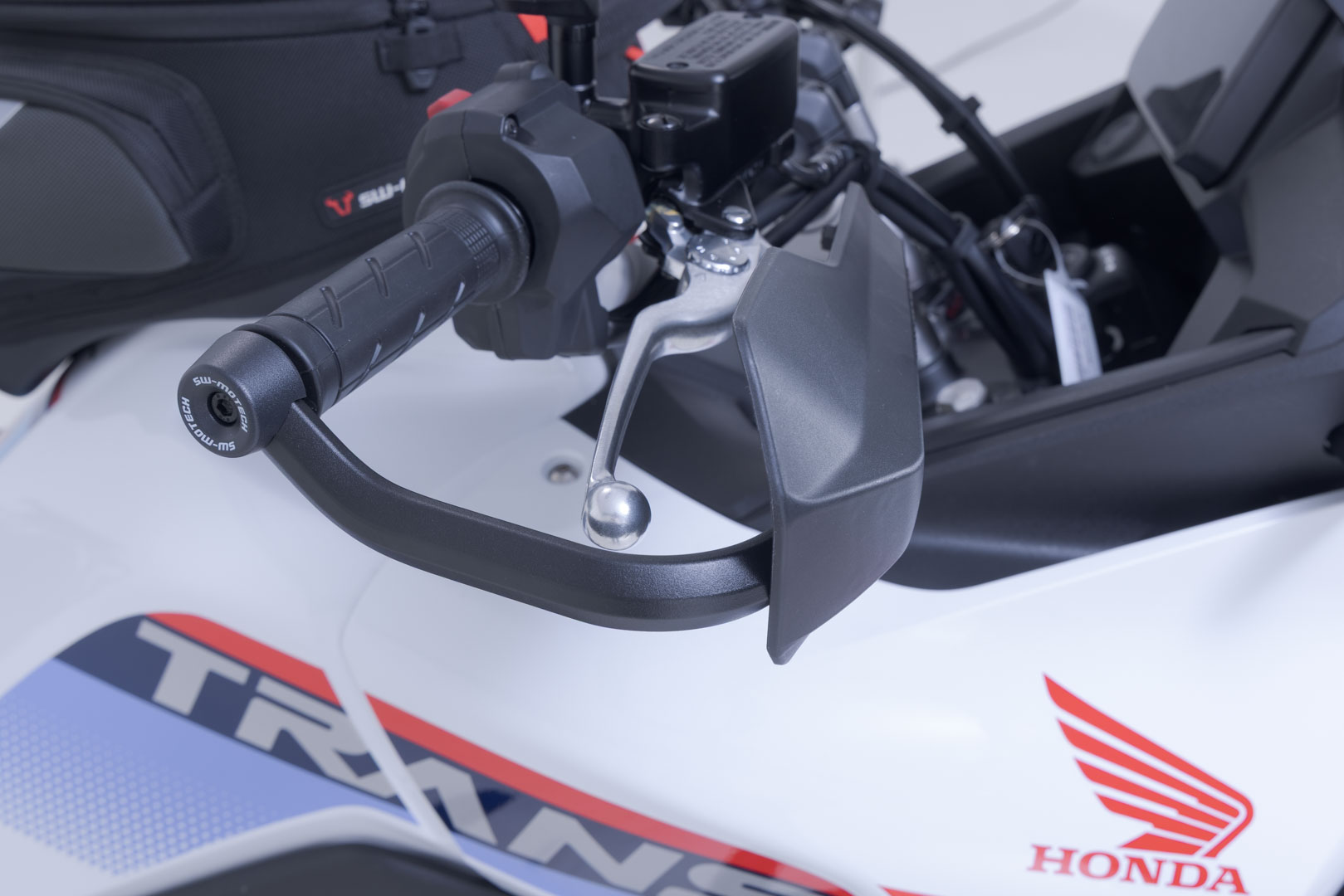 Kit SW-Motech Sport de protecție de mână - Negru. Honda XL750 Transalp (22-). Figura 5