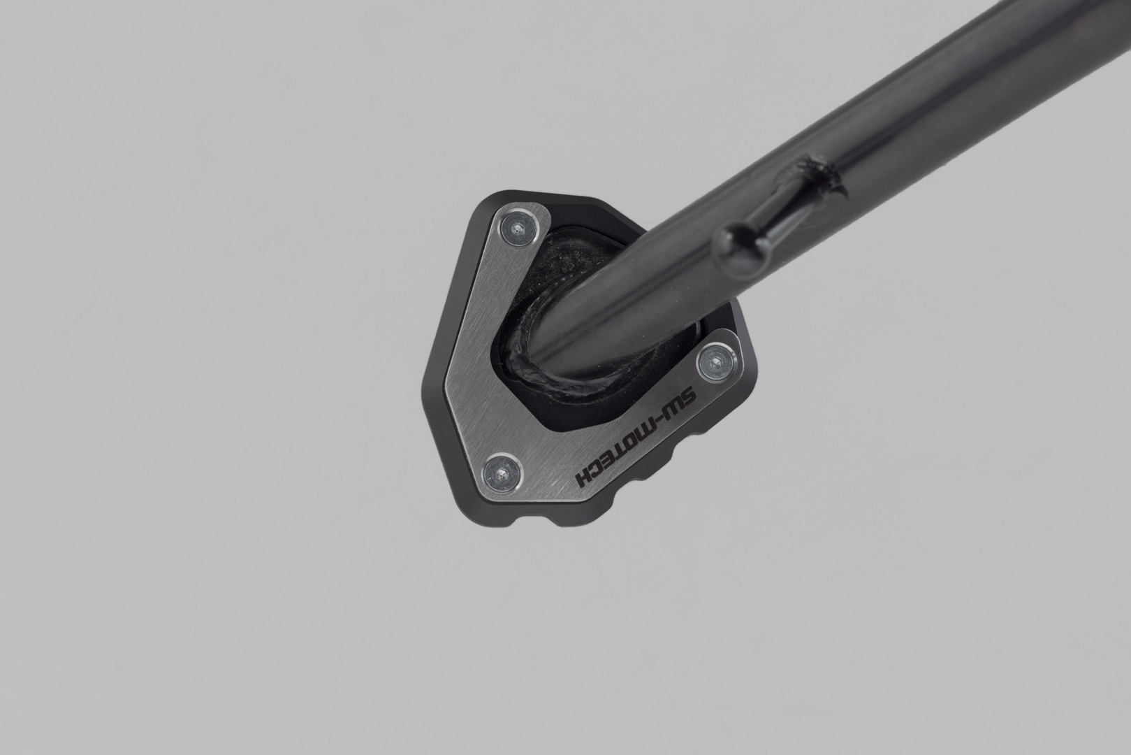 Extensie SW-Motech pentru piciorul lateral - Negru/argintiu. Honda CB750 / XL750 (22-). Figura 3