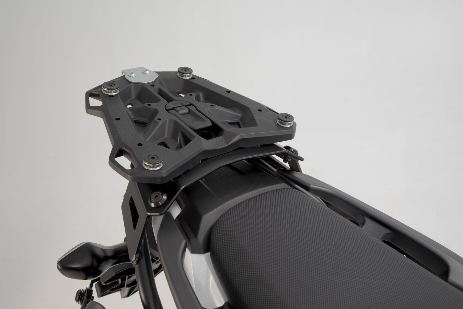 SW-Motech TRAX ADV toppfodralsystem - Silver. Honda NC750X / XD (20-). Figur 3