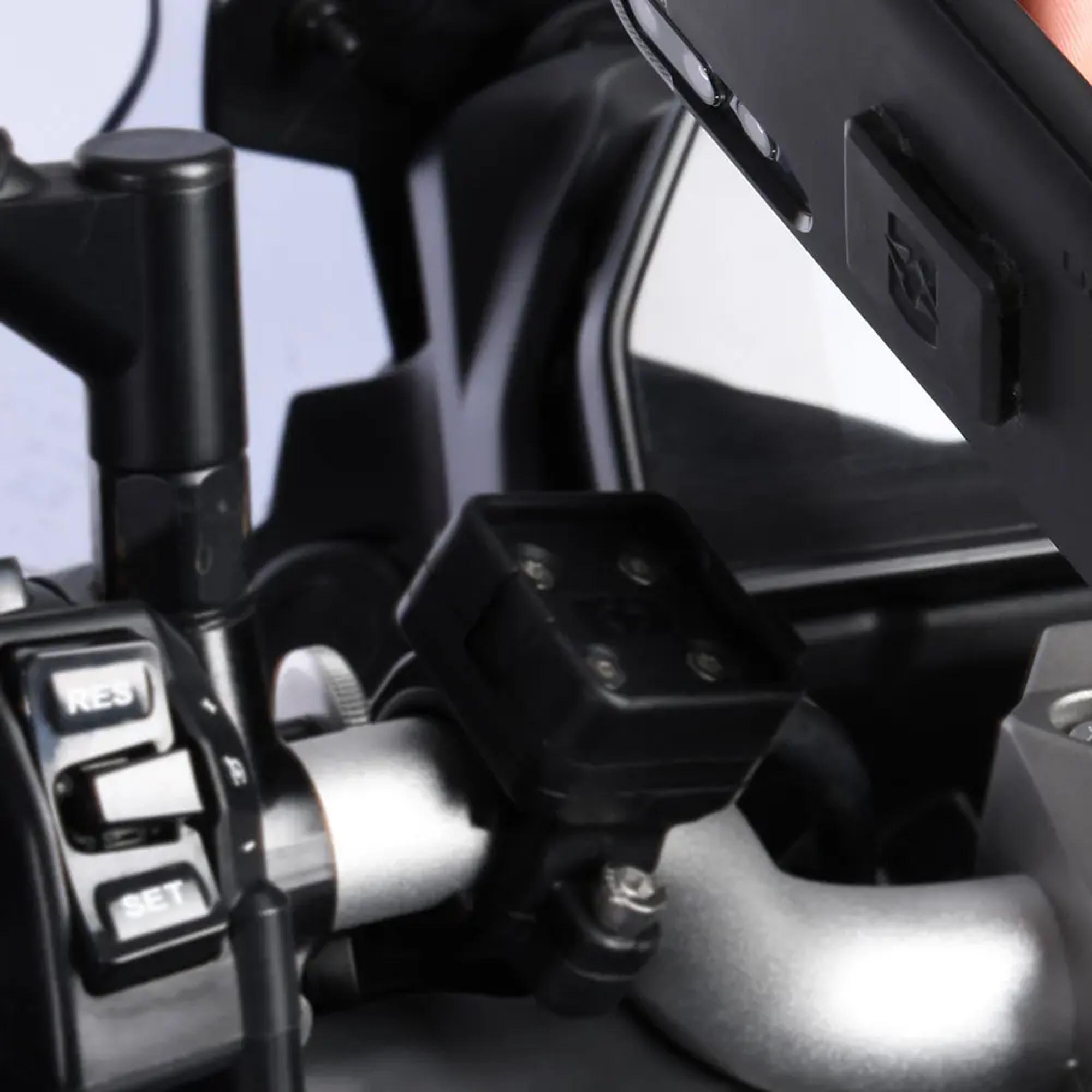 Side view of Oxford CLIQR Spare Device Adaptors
