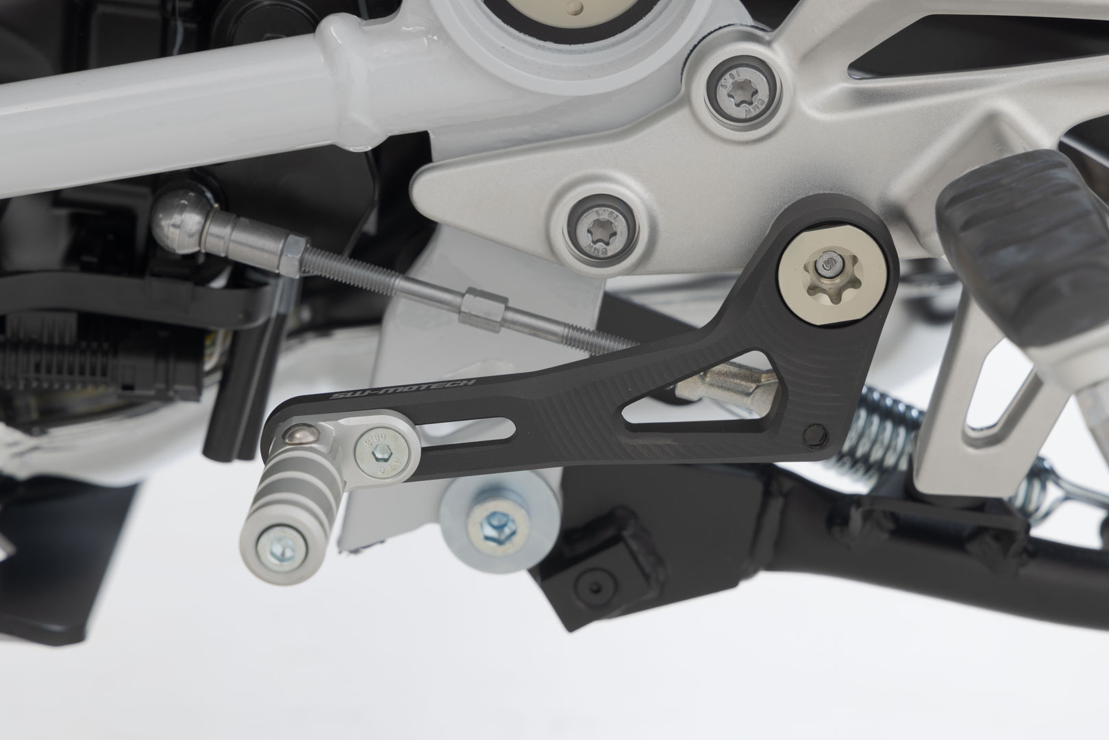 Schimbător SW-Motech - BMW R 1200 R/RS (14-18), R 1250 R/RS (18-). Figura 5