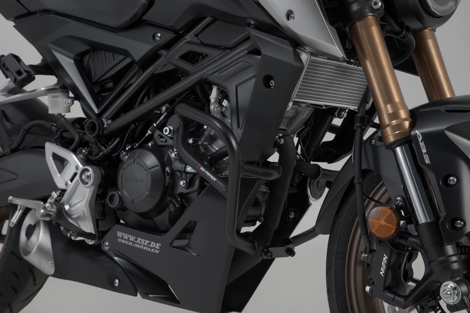 SW-Motech Crash bar - Sort. Honda CB125R (20-). Figur 2