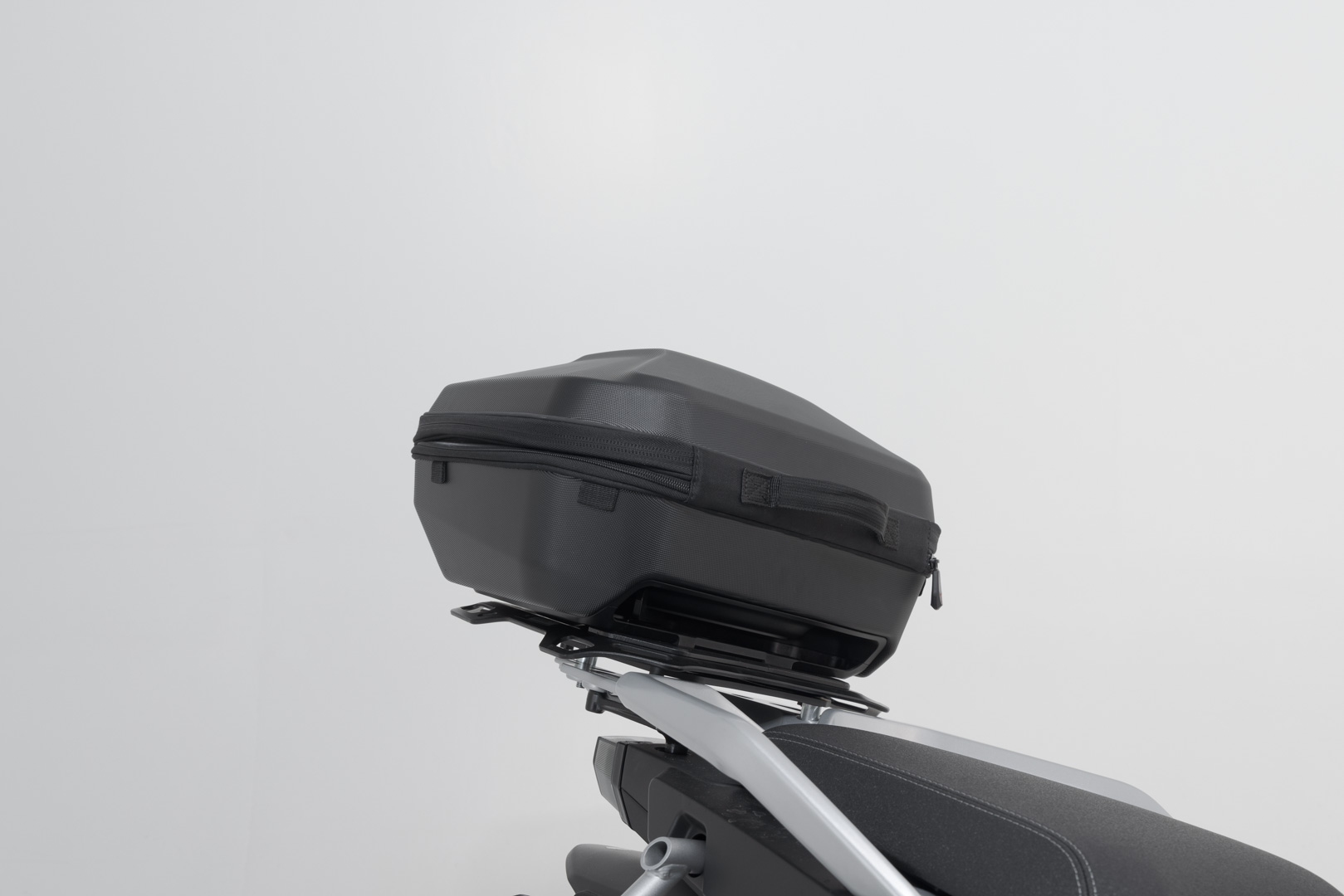 Sistem topcase SW-Motech URBAN ABS - Negru. CFMoto 800MT (21-). Figura 5