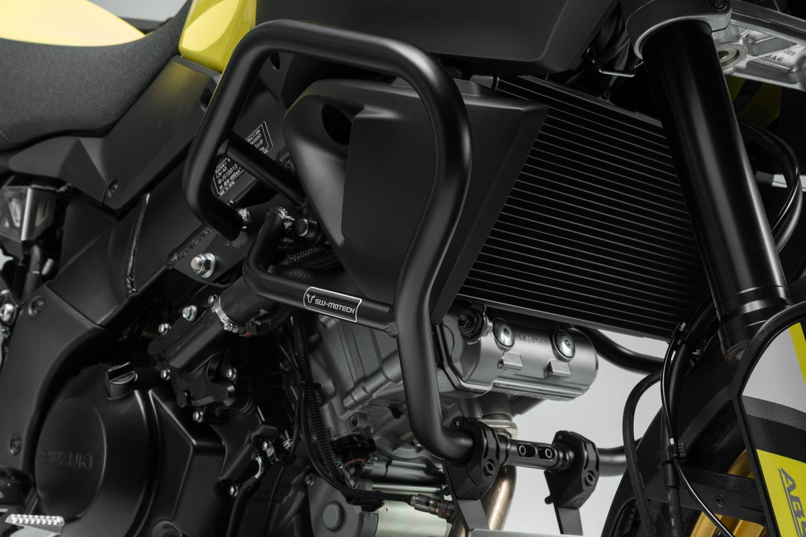 Sw-Motech Crash bar - Preto. Suzuki V-Strom 1000 (14-19). Figura 2