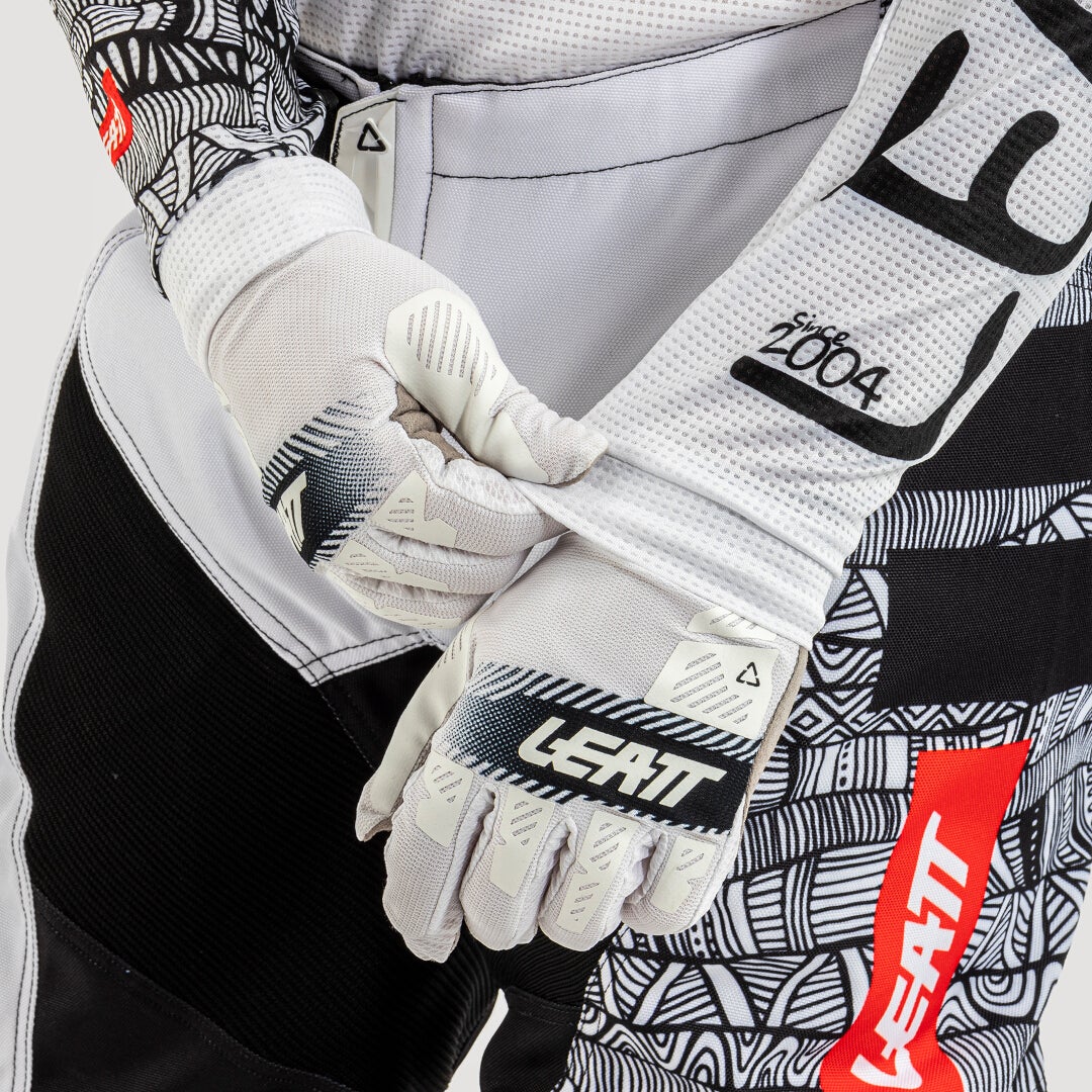 Leatt 3.5 Ride Kit Mosaic 2025 Motocross Jersey und Hose Set weiß/schwarz/rot L Abbildung 10