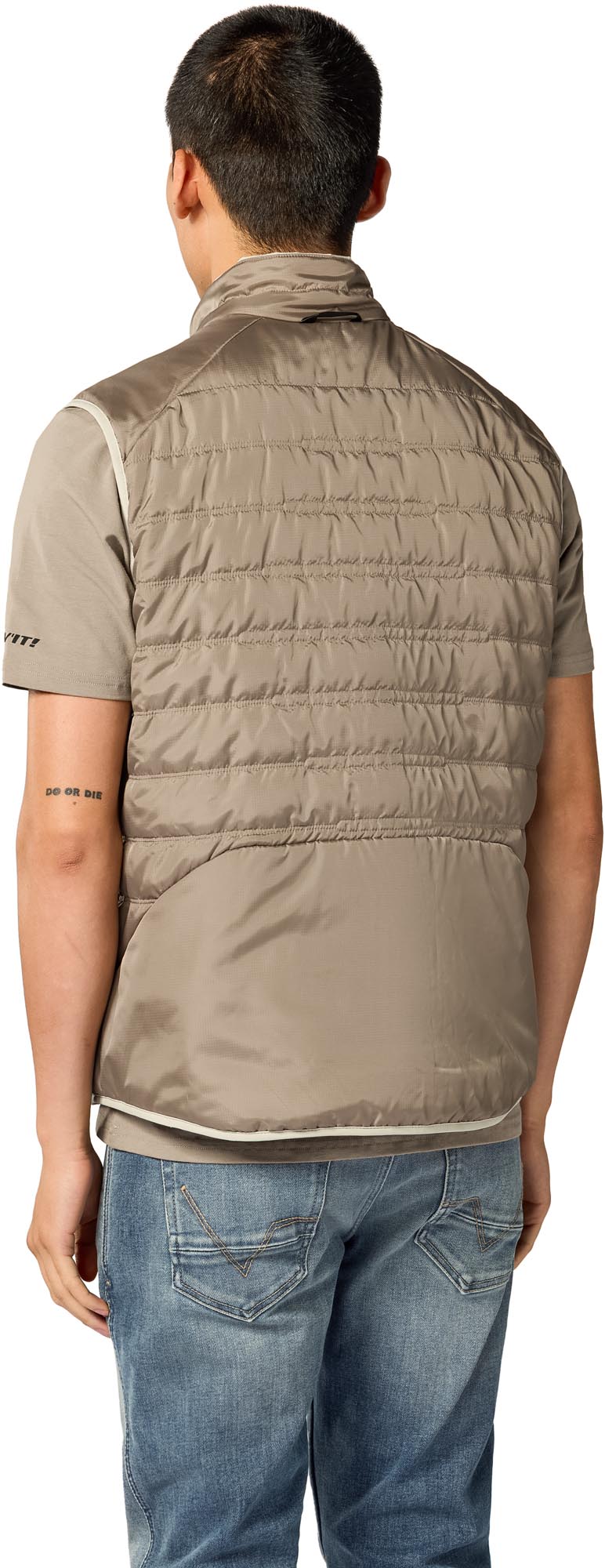 Revit Finley 2 Vest Sand M Figure 9