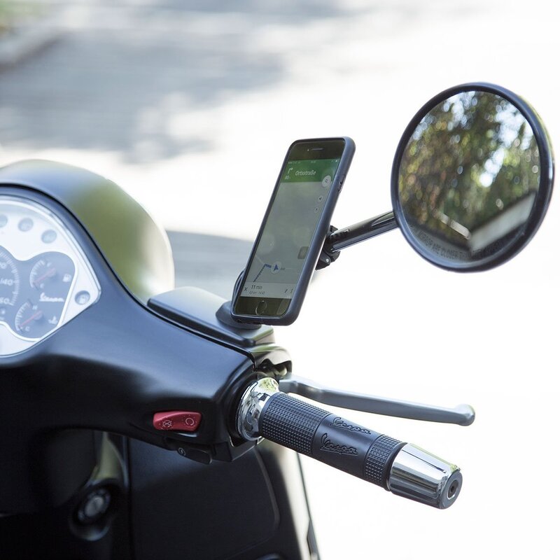 SP Connect Komplett paket Moto Bundle monterat på backspegel - iPhone 8 Plus Figur 3