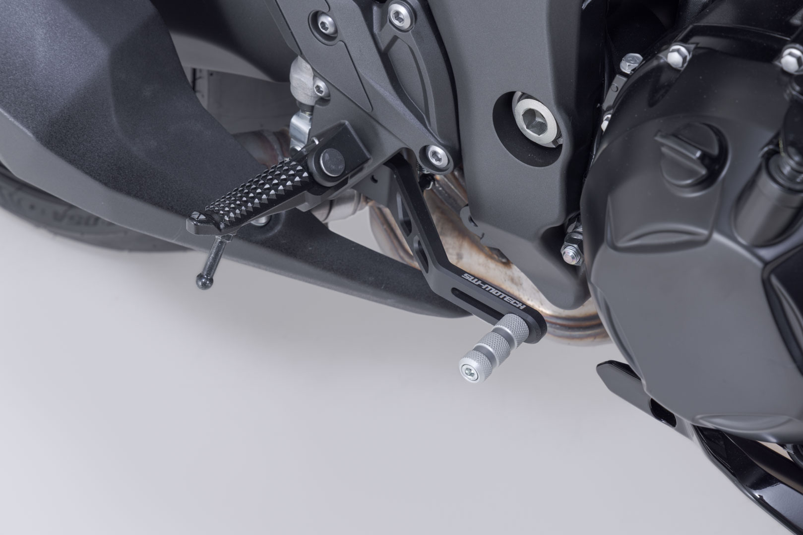 Pedală de frână SW-Motech - Kawasaki Z1100 / SE (25-). Figura 1