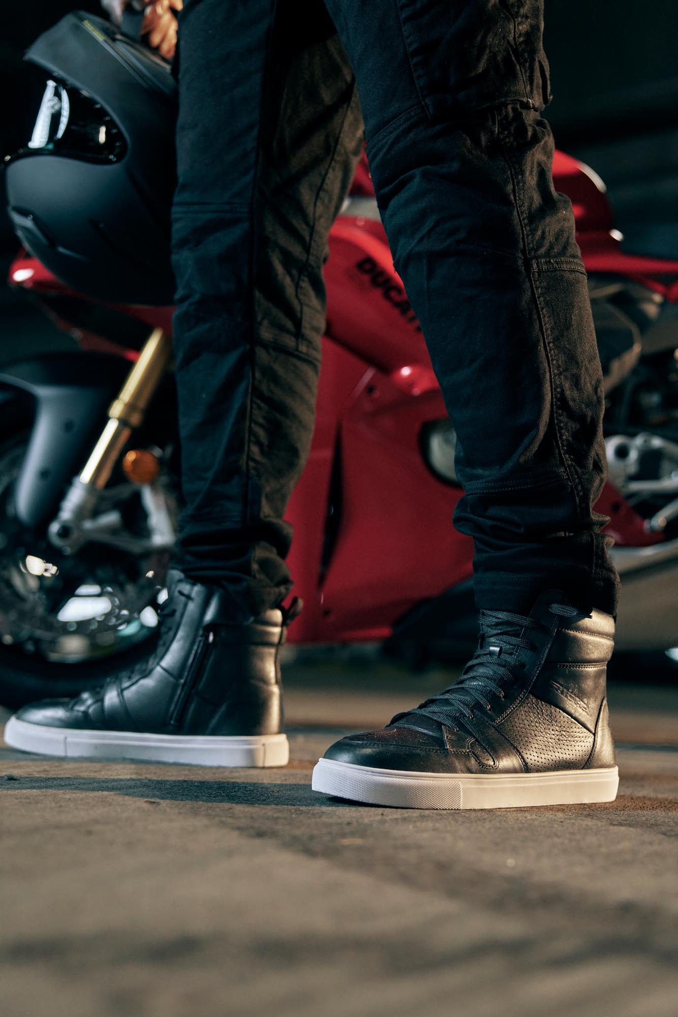 Richa Chaser Chaussures de moto imperméables Noir/Blanc 45 Figure 6