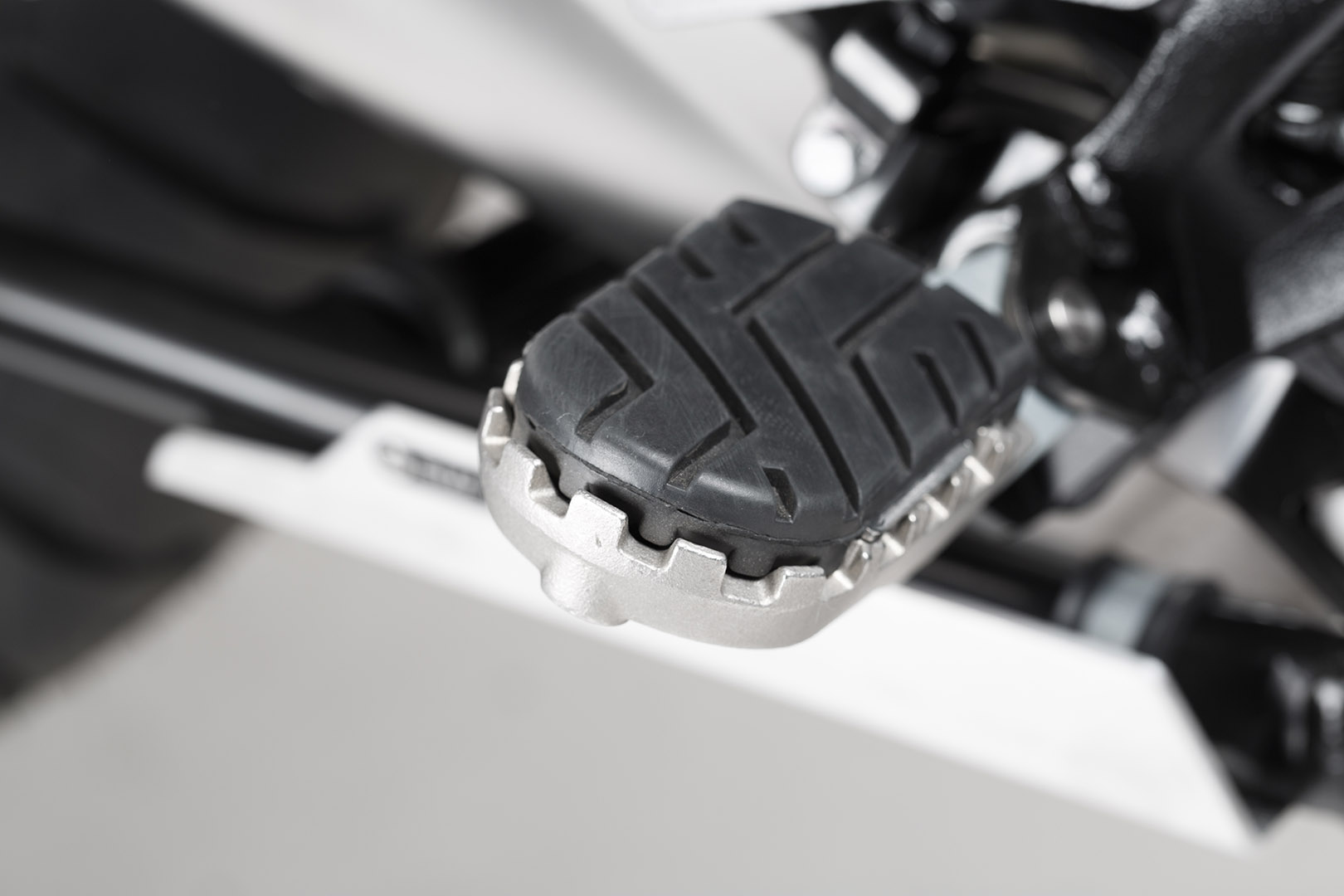 Kit de sprijin SW-Motech ION - BMW R 1200 GS, R 1250 GS, R 1300 GS. Figura 1