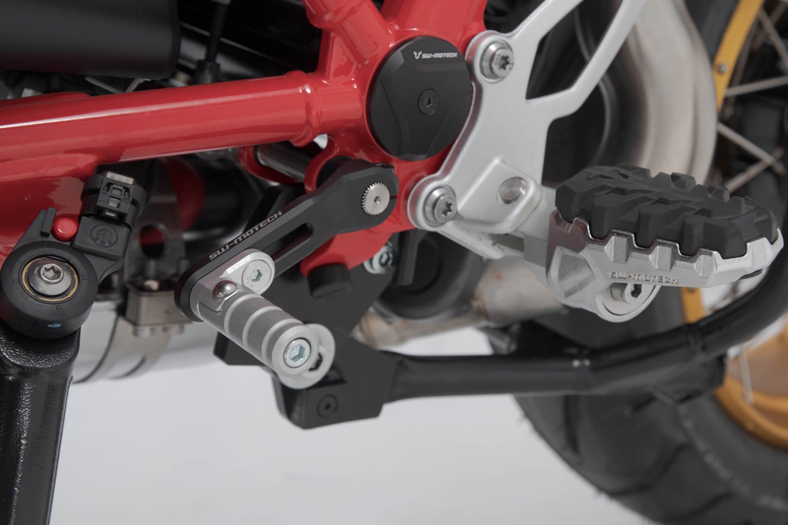 SW-Motech BMW R nineT/ R12 nineT/ Scrambler, Pure, GS. - BMW R nineT/ R12 nineT/ Scrambler, Pure, GS. Figure 4