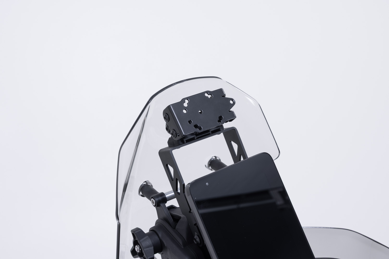SW-Motech GPS-fäste för cockpit – svart. CFMoto 800MT-X (24-). Figur 1