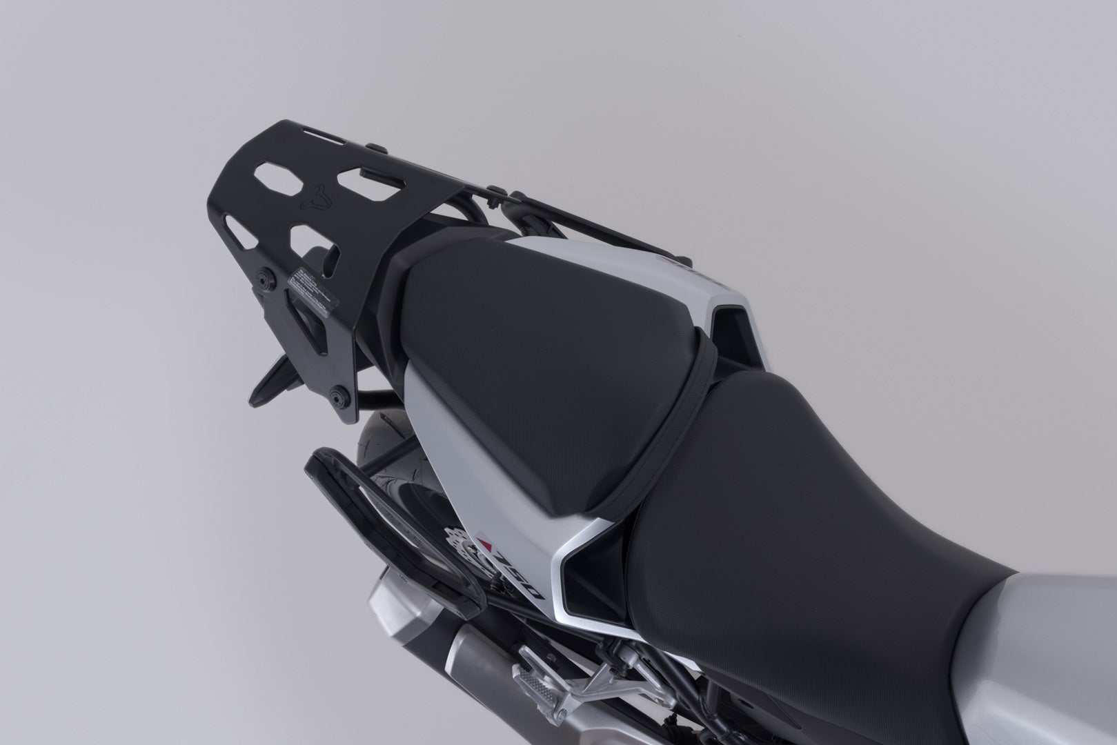 SW-Motech V-LOC Sidebærer til højre - Honda CB750 Hornet (22-). Figur 5