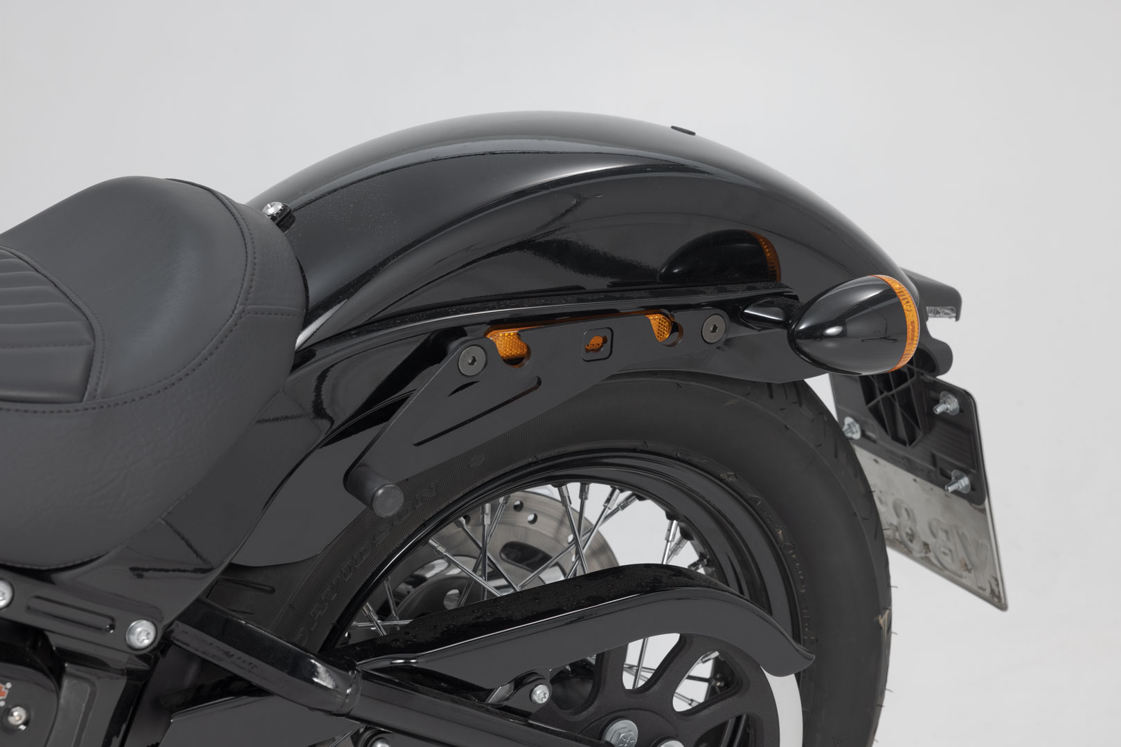 SW-Motech SLH portavion lateral LH1 stânga - Harley-Davidson Street Bob/Slim/Standard. Pentru LH1. Figura 4