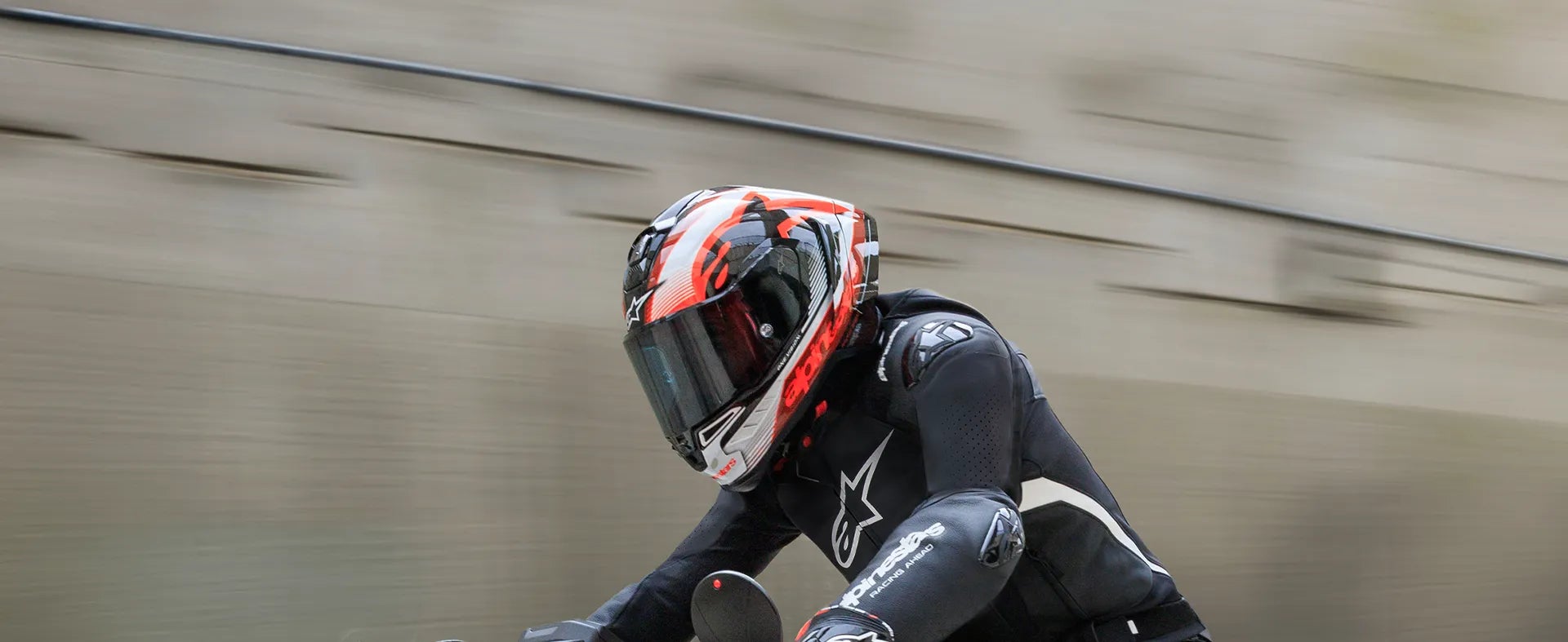 alpinestars バイク　ヘルメット　XL Alpinestarsバイクヘルメットは、オンラインで安価にお求めいただけます