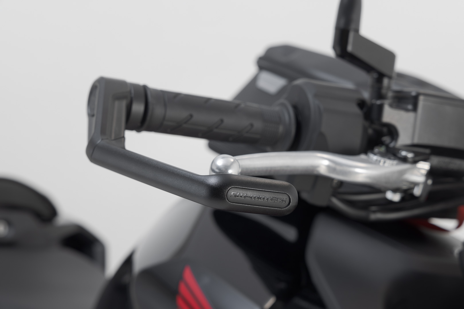 Protecții SW-Motech - Negri. Honda CB750 Hornet (22-). Figura 3