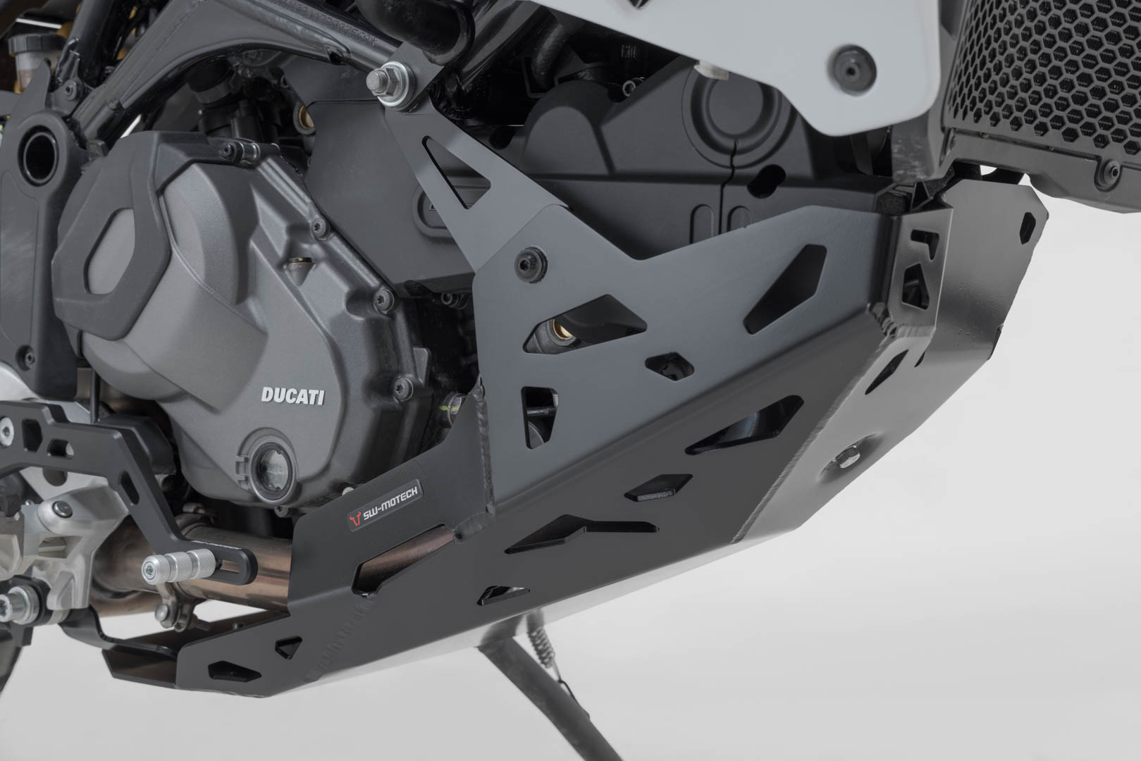 Protecție motorului SW-Motech - Neagră. Ducati DesertX (22-) / Rally (23-). Figura 5