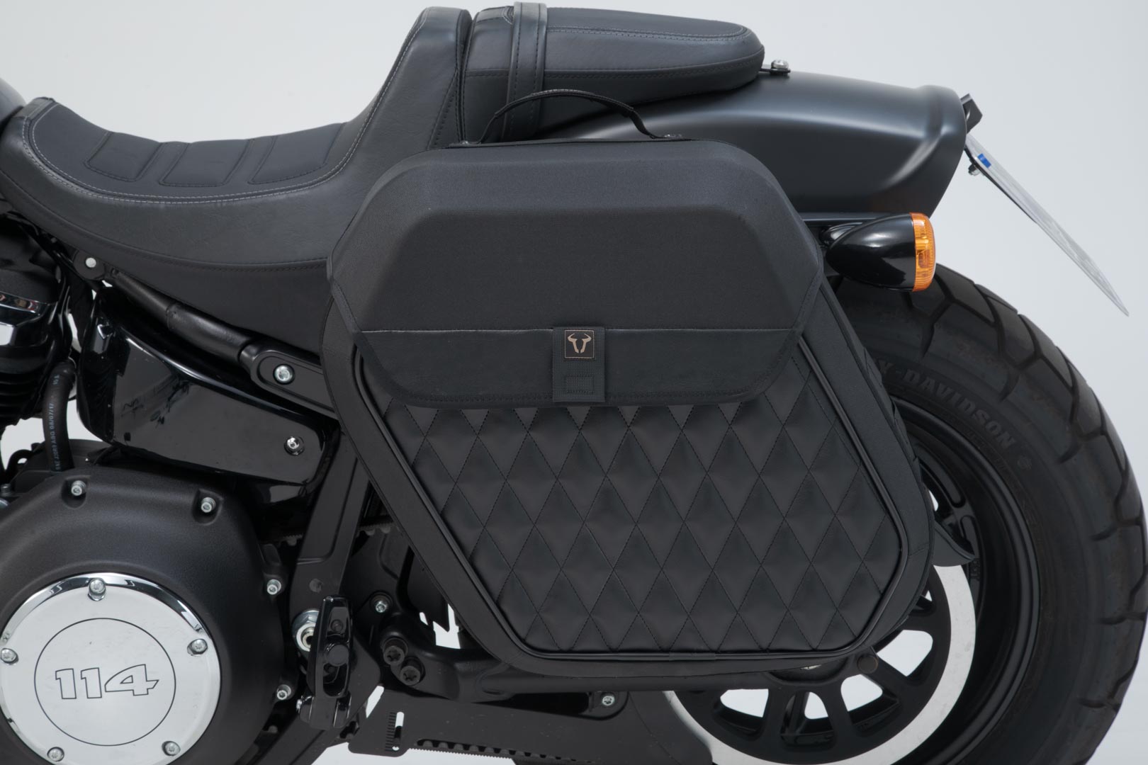 SW-Motech Legend Gear sistem de geantă laterală LH2 - 1x 25.5 l. Softail Fat Bob / S (17-). Figura 4