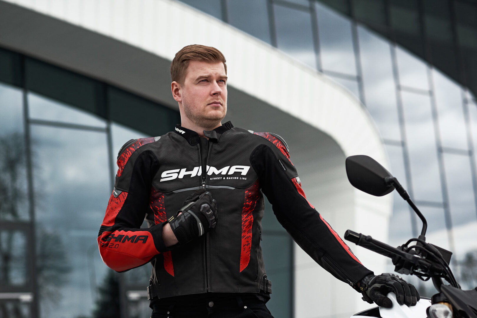 SHIMA STR 2.0 Motorrad Lederjacke schwarz/rot 60 Abbildung 3