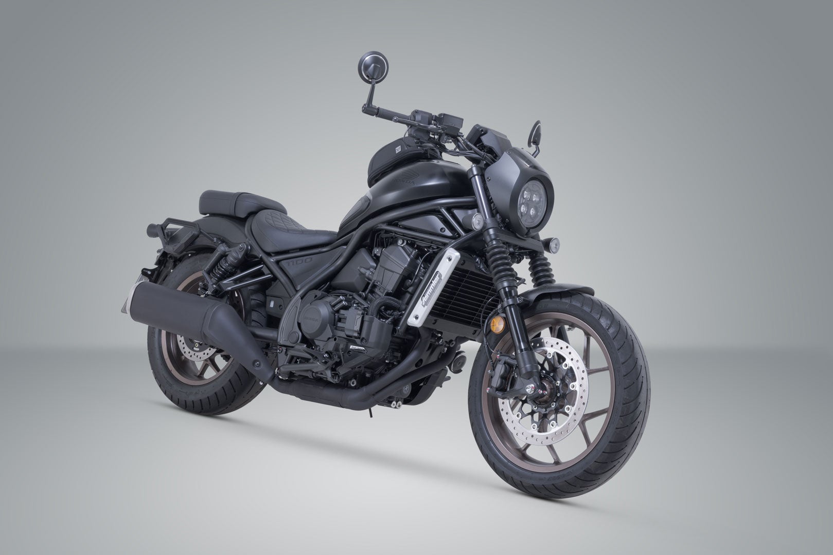 SW-Motech V-LOC Side Carrier right - Honda CMX1100 Rebel (20-). Figure 2