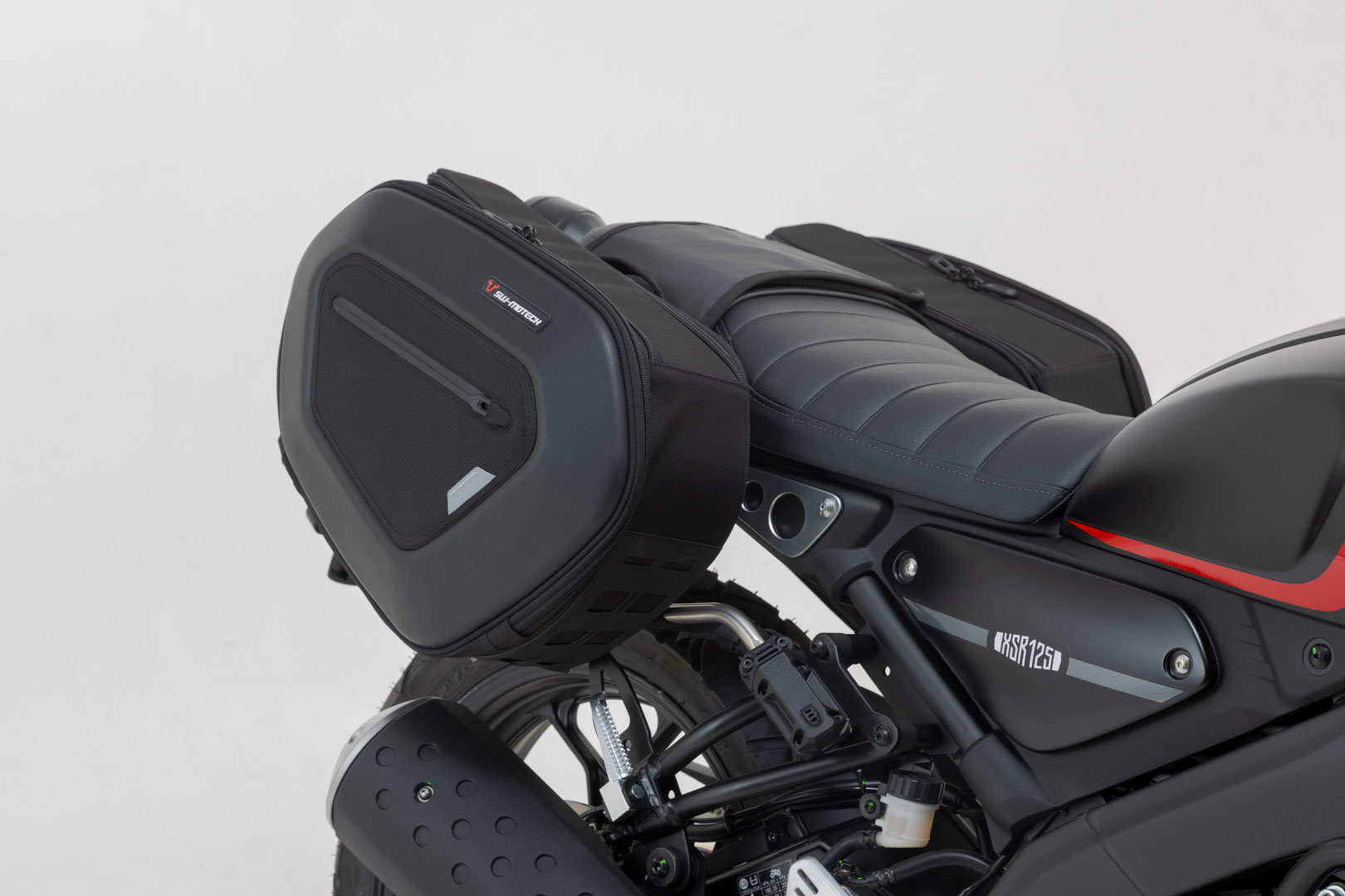 Set de geantă SW-Motech PRO BLAZE H - Negru. Yamaha XSR 125 (21-). Figura 3