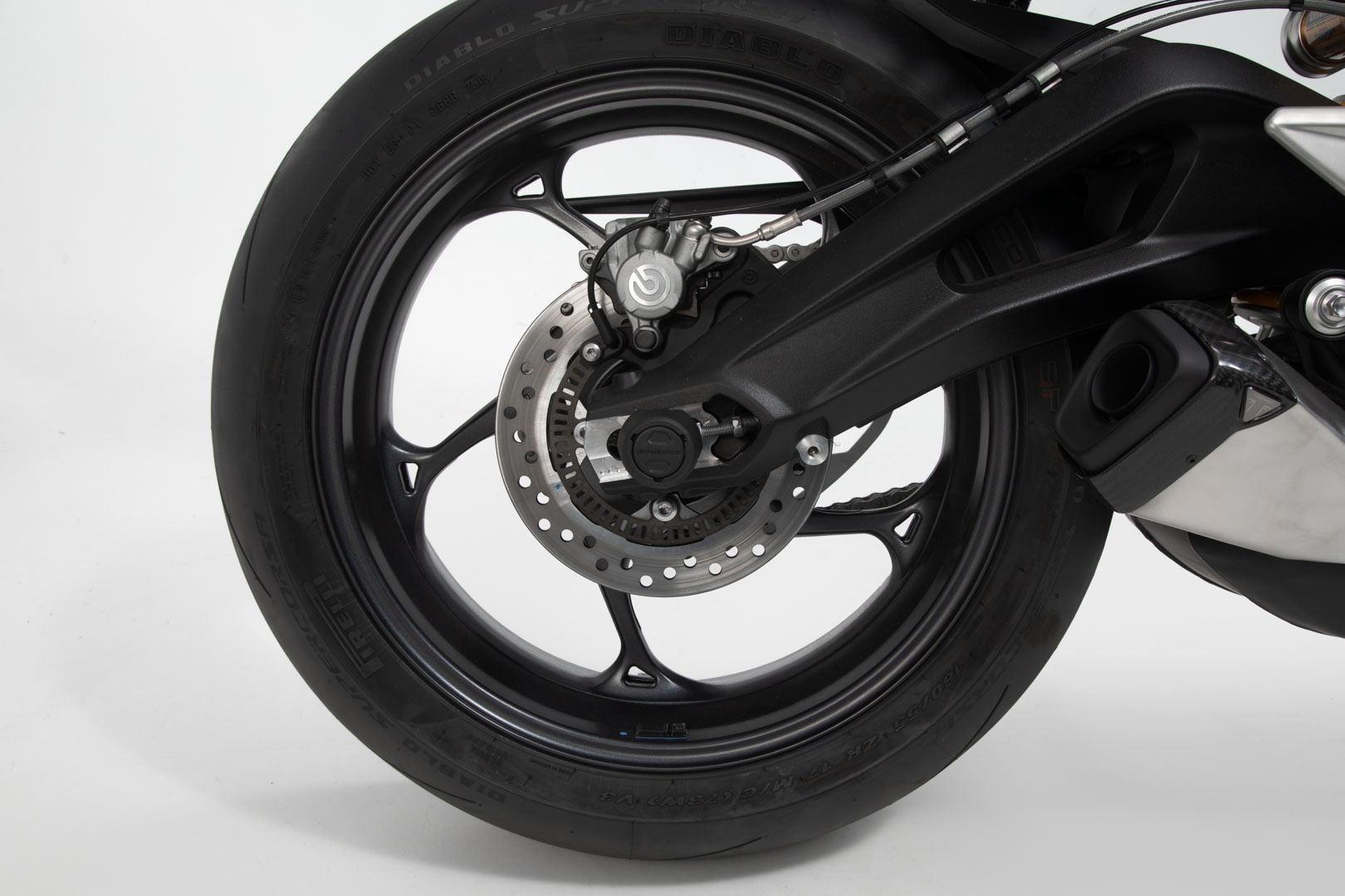 Set SW-Motech Slider pentru puntea spate - Negru. Street Triple (12-), Daytona (13-17). Figura 2