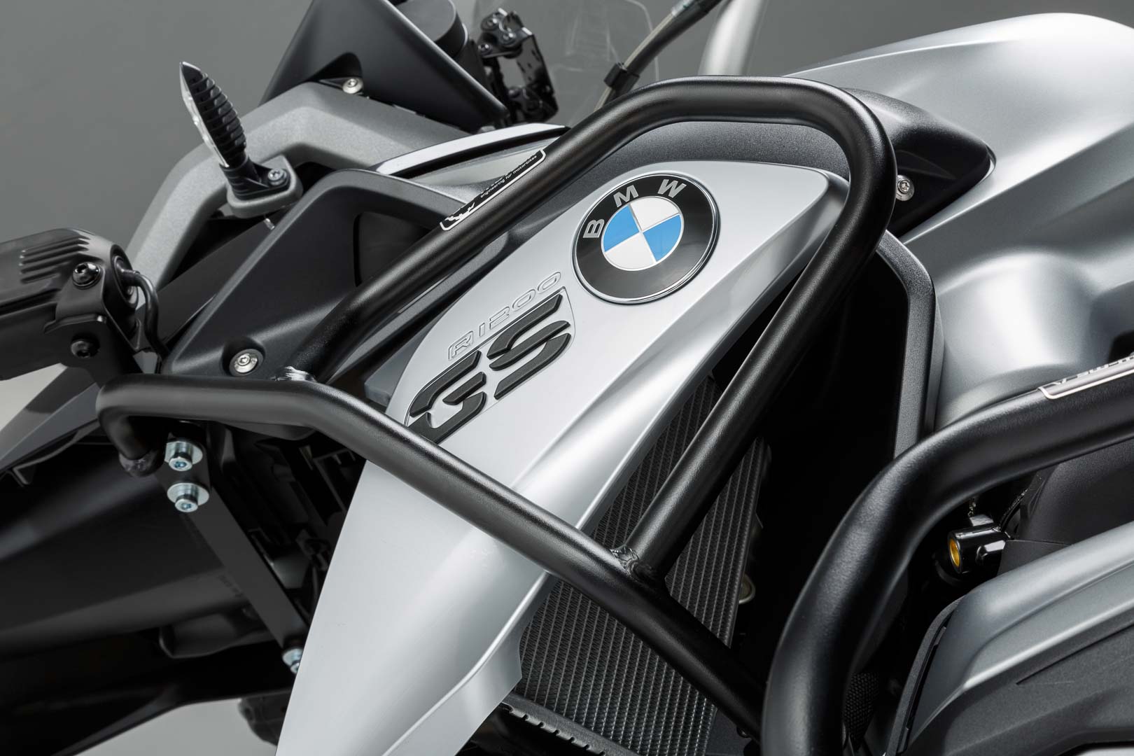 SW-Motech bară superioară de siguranță - Neagră. BMW R 1200 GS (12-16). Figura 5
