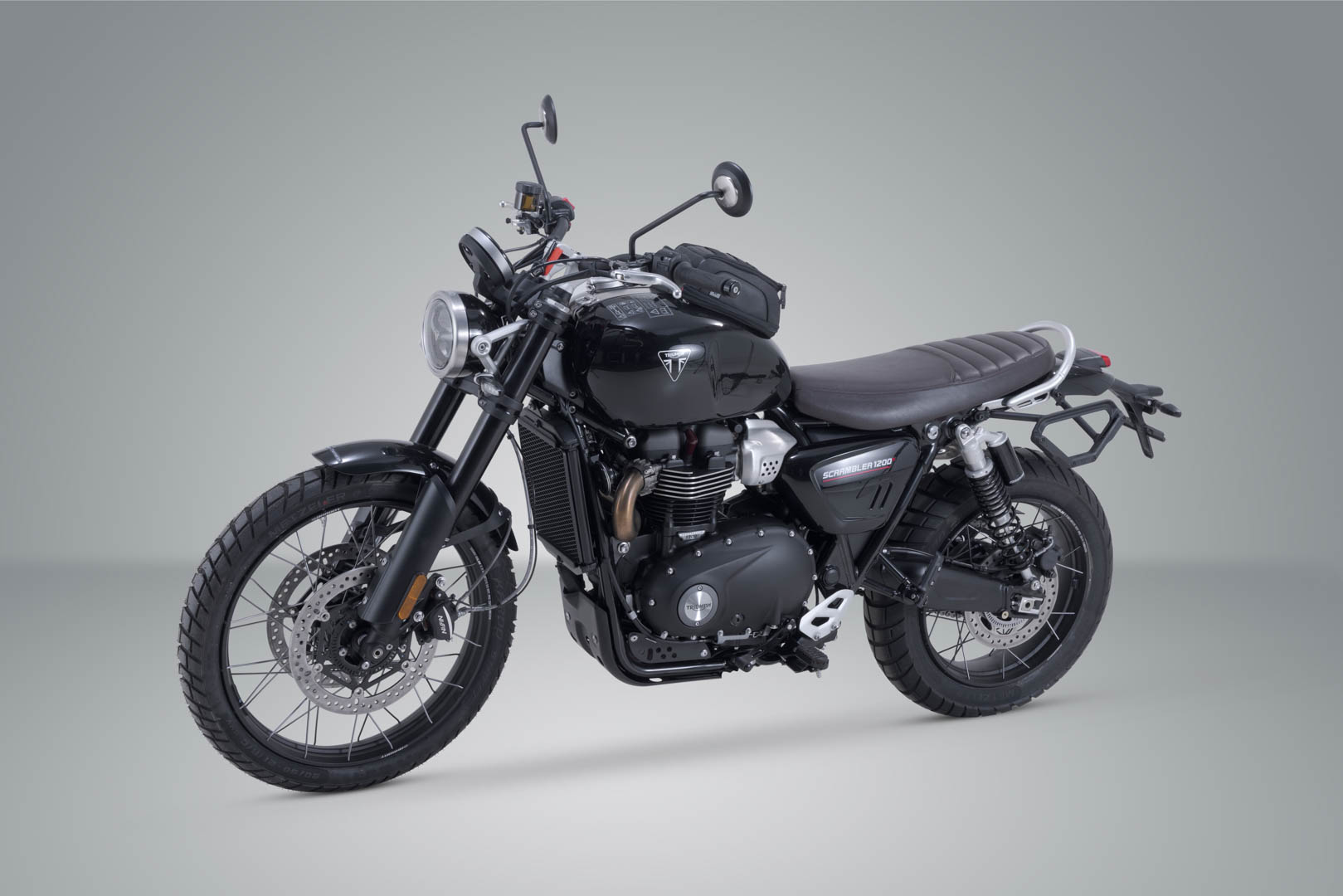 SW-Motech V-LOC Side Carrier vänster – Triumph Scrambler 1200 XC/XE (18-), X/XE (23-). Figur 2