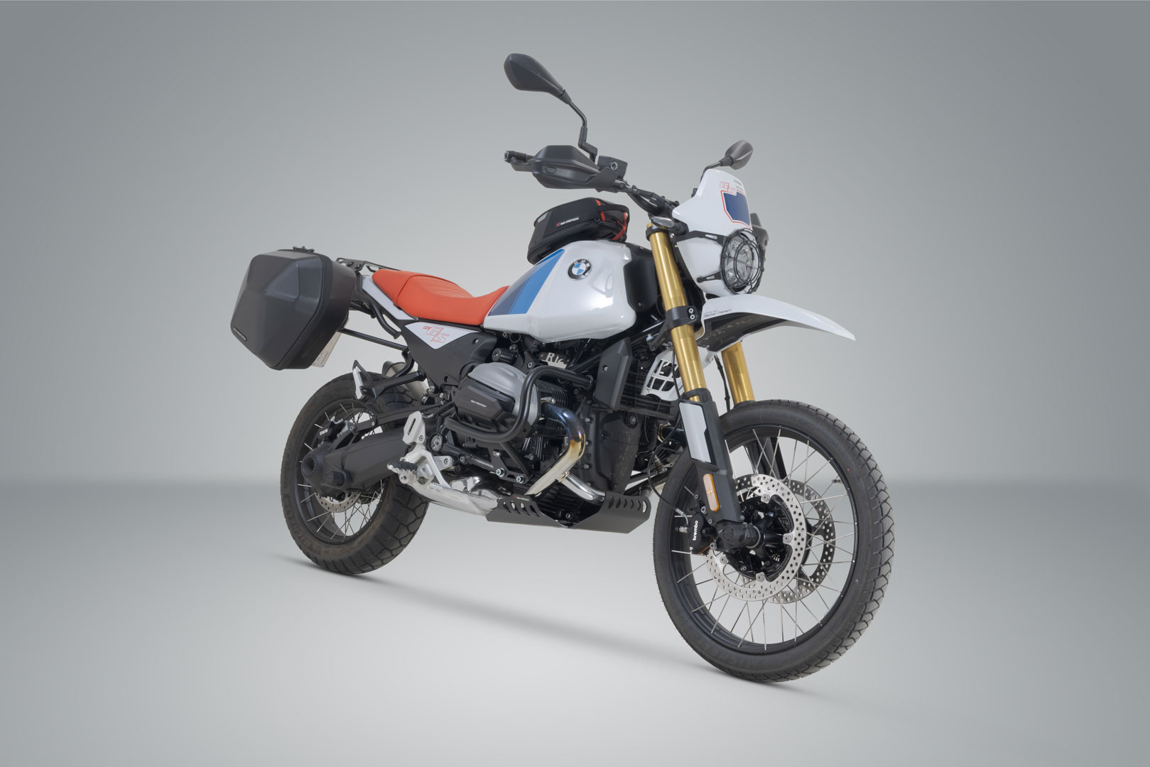SW-Motech URBAN ABS sidoväsksystem - 2x 16,5 l. BMW R12 G/S (25-). Figur 2