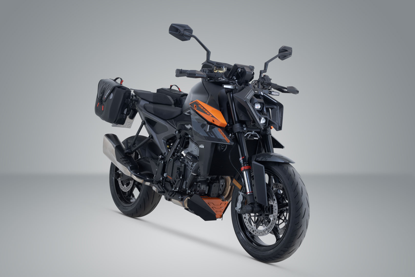 SW-Motech SysBag WP M/S sistem - KTM 990 Duke (23-). Figura 2