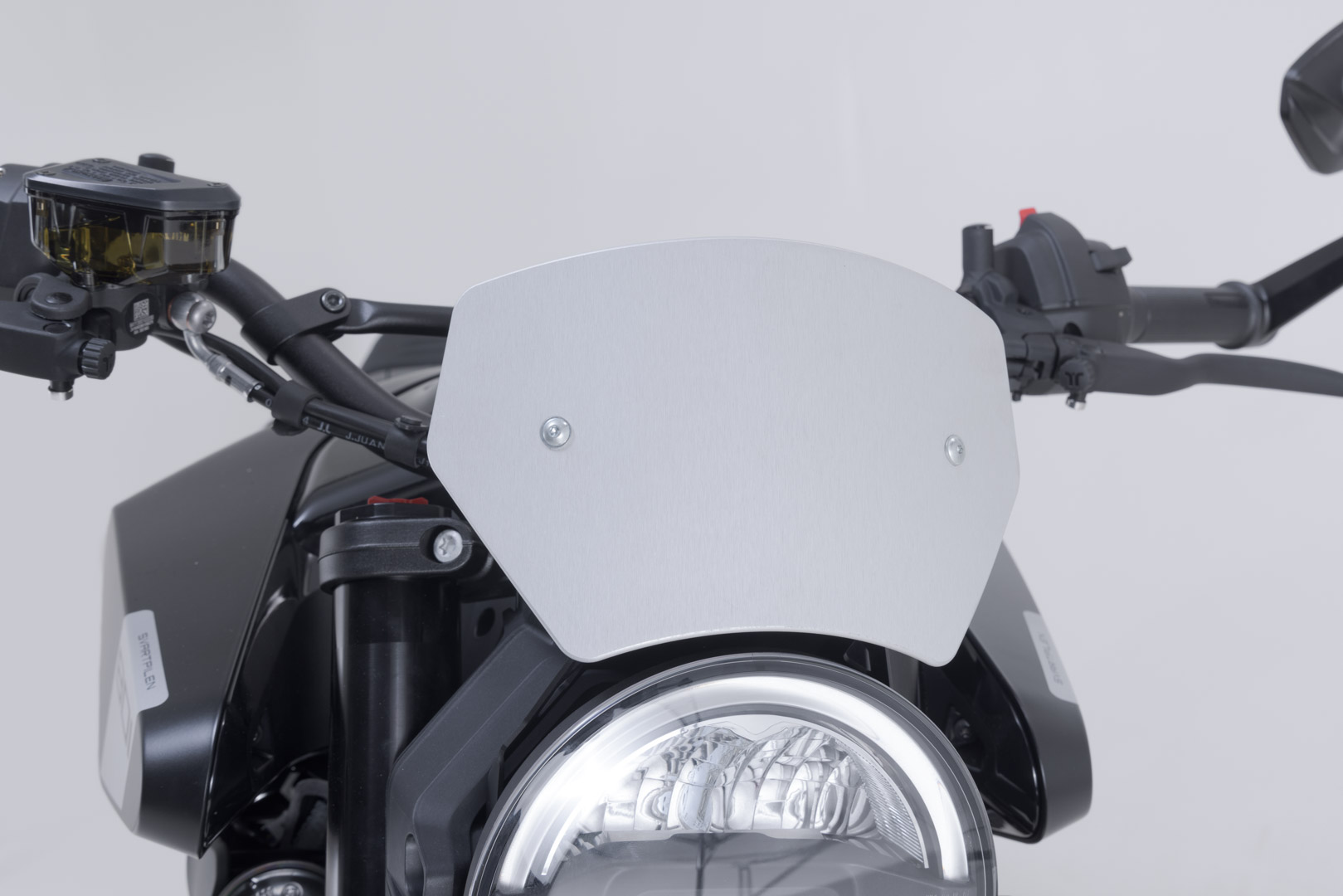 Parbrizul SW-Motech - Gri. Husqvarna Svartpilen 801 (24-). Figura 4
