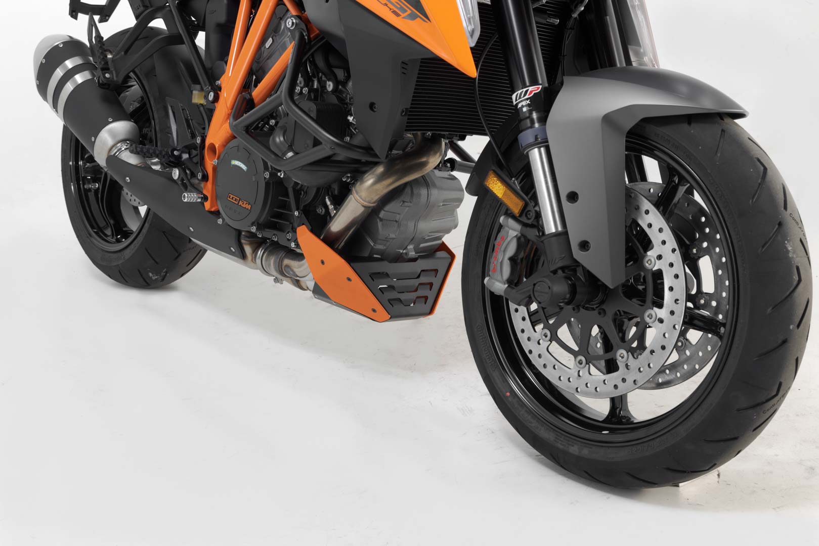 SW-Motech Front spoiler - Orange/Svart. KTM 1290 Super Duke R / GT. Figur 2