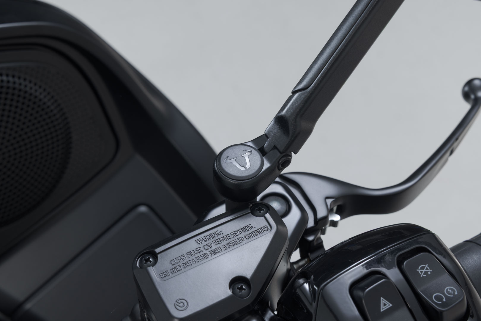 SW-Motech Mirror Set Sport - Lung. Harley-Davidson Road Glide (24-). Figura 4
