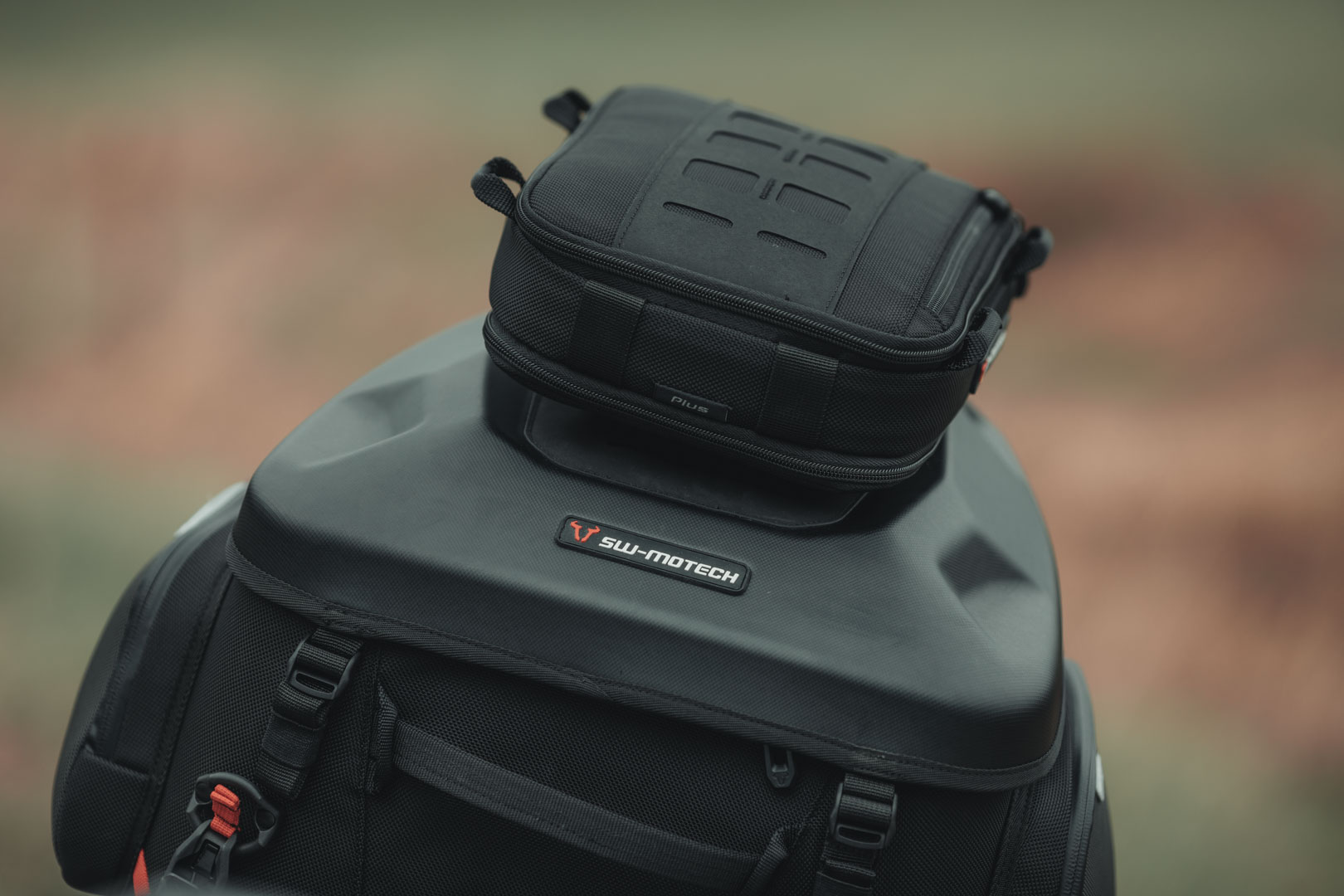 Geantă de accesorii SW-Motech PRO Plus - 1680D Ballistic Nylon. Negru. 3-6 l. Figura 3