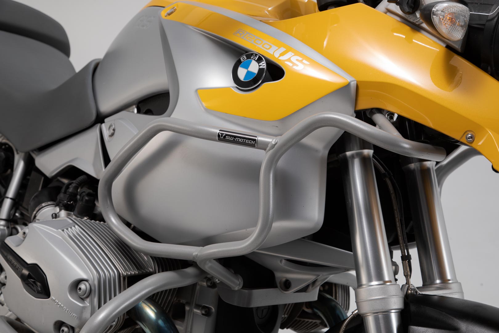 SW-Motech Övre krasch bar - Silver. BMW R1200 GS (04-07). Bara med krasch bar. Figur 5