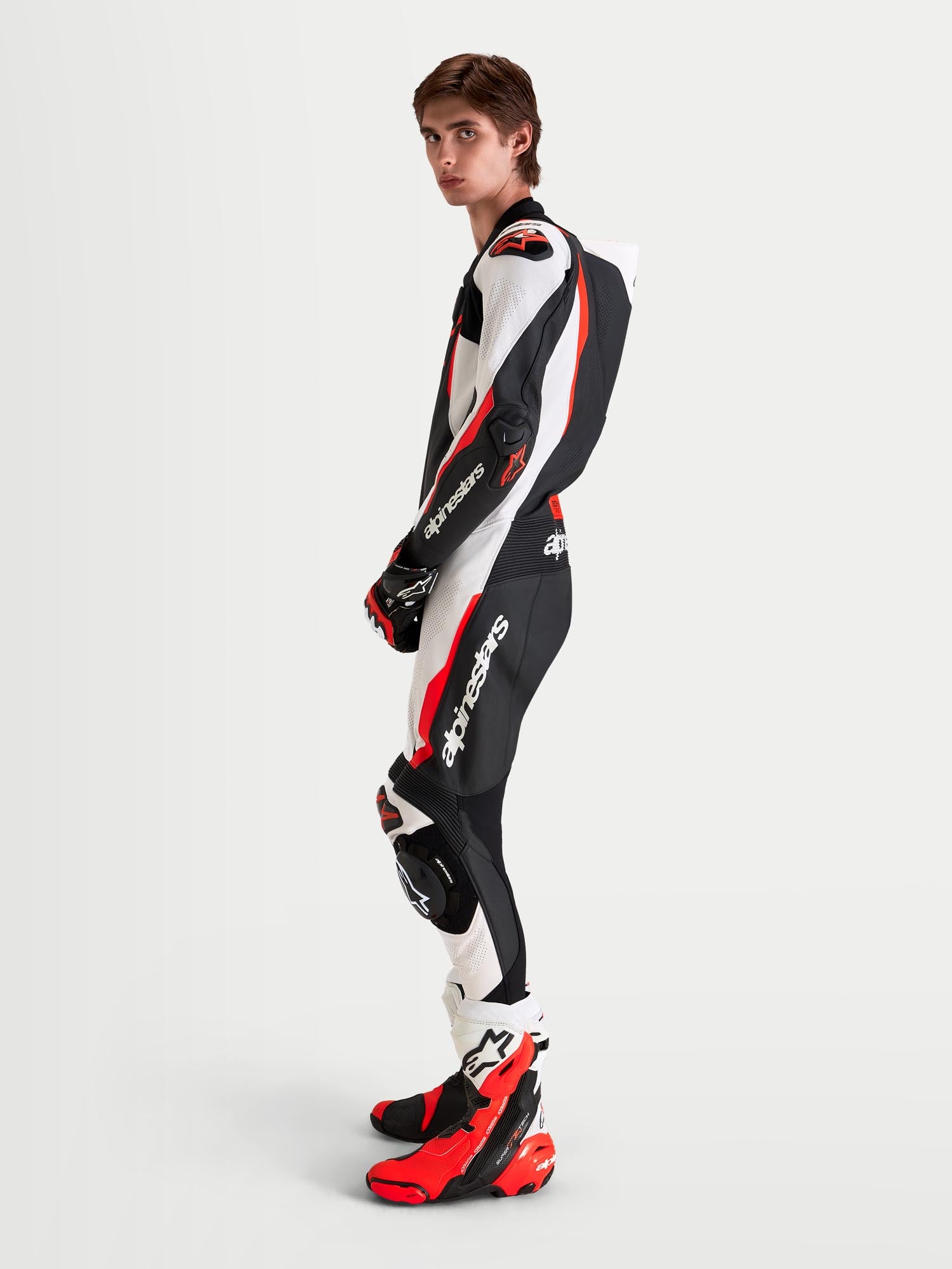 Alpinestars Missile V3 1-Piece Motorcycle Leather Suit black/white/red 46 Figure 5