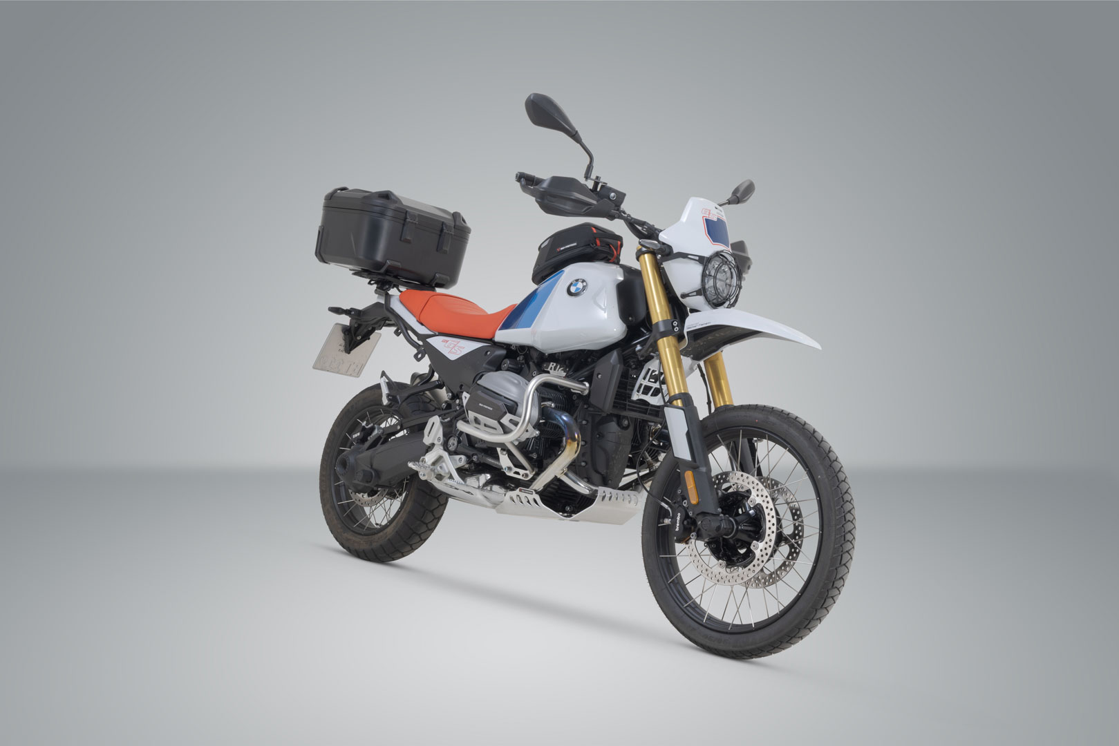 SW-Motech DUSC L top case system - Negru. 41 l. BMW R 12 G/S (24-). Figura 2