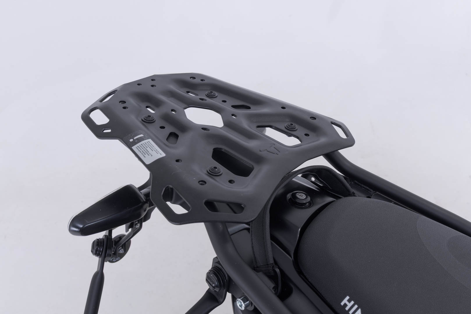 Setul SW-Motech Adventure DUSC cu cutie top case XL - Negru. Royal Enfield Himalayan 450 Rally (25-). Figura 4