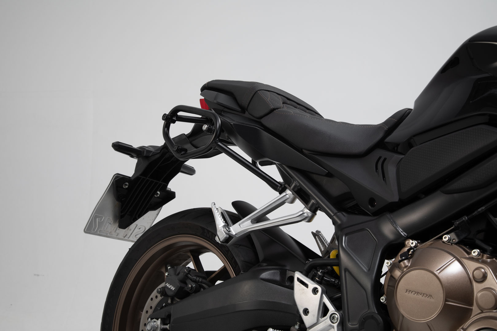 SW-Motech SysBag WP M/M-system - Honda CBR650R / CB650R (18-20). Figur 3