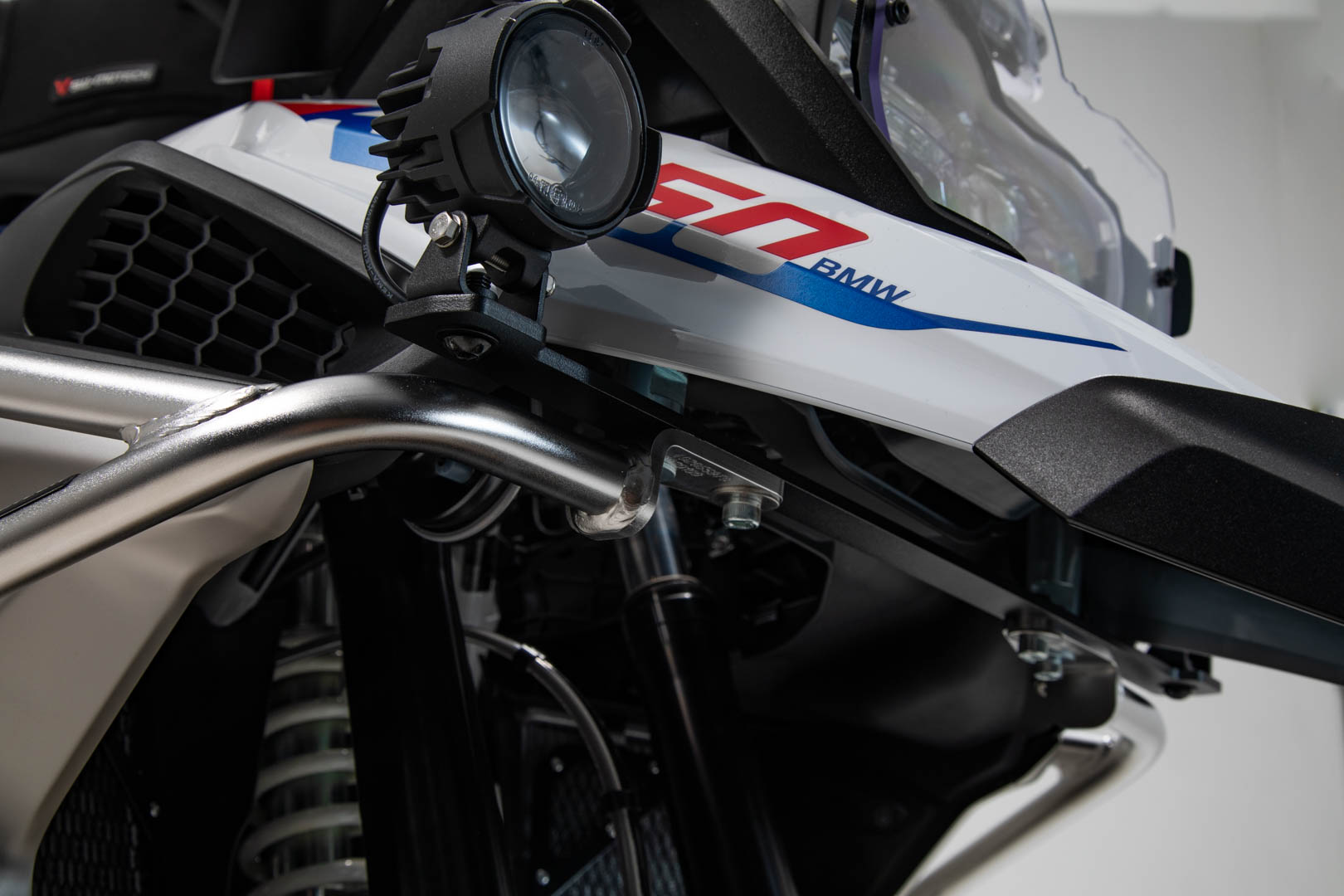 Suporturi pentru lumini SW-Motech - Negru. BMW R 1200 GS (12-18), R 1250 GS (18-). Figura 3