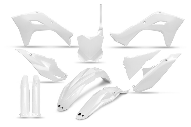 UFO Kit Plástico Completo Figura 2