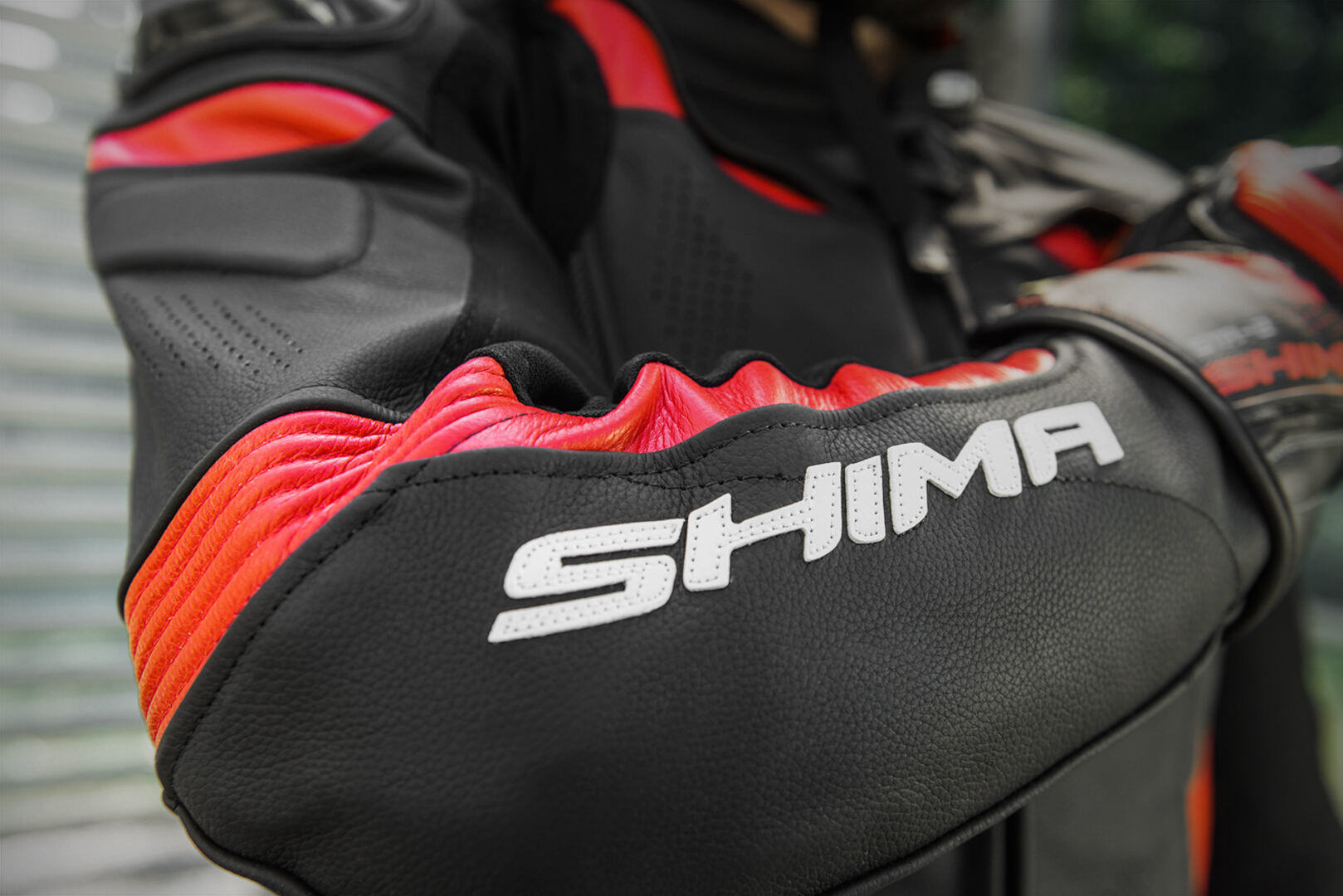 SHIMA Chase Motorrad Lederjacke schwarz/rot 52 Abbildung 7