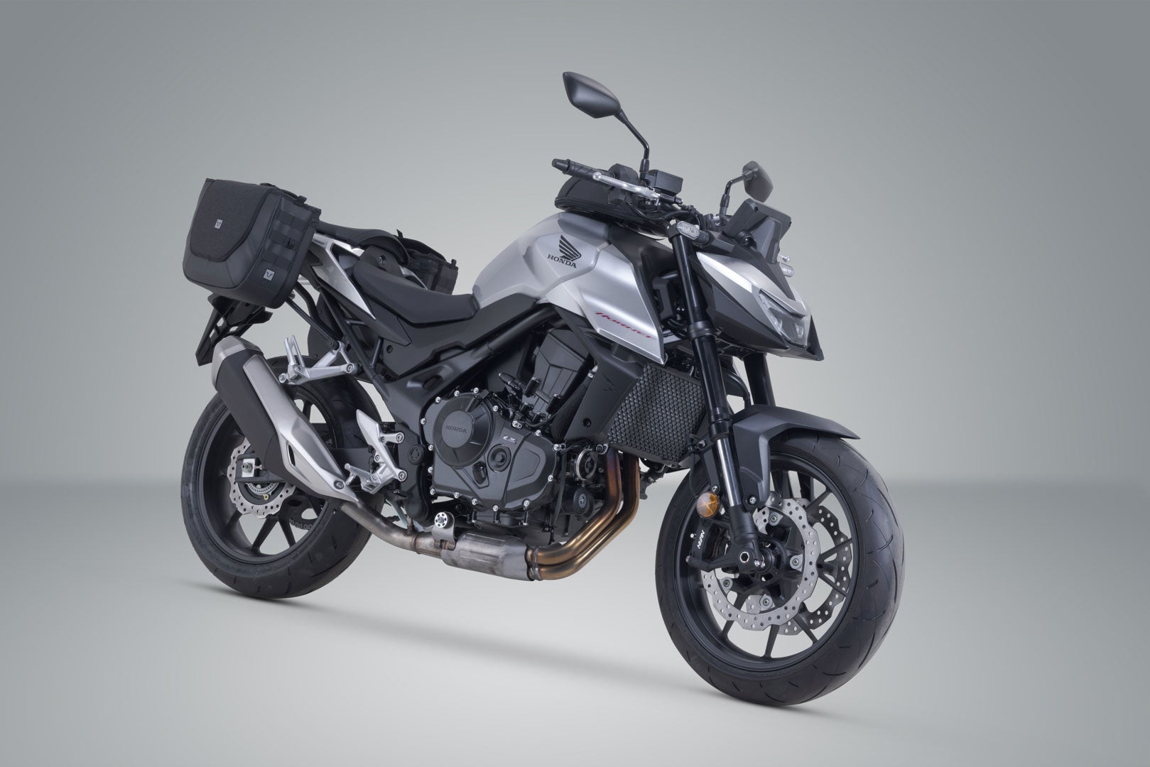 SW-Motech Legend Gear Side Bag system V-LOC - 16/11 l. Honda CB750 Hornet (22-). Figur 2